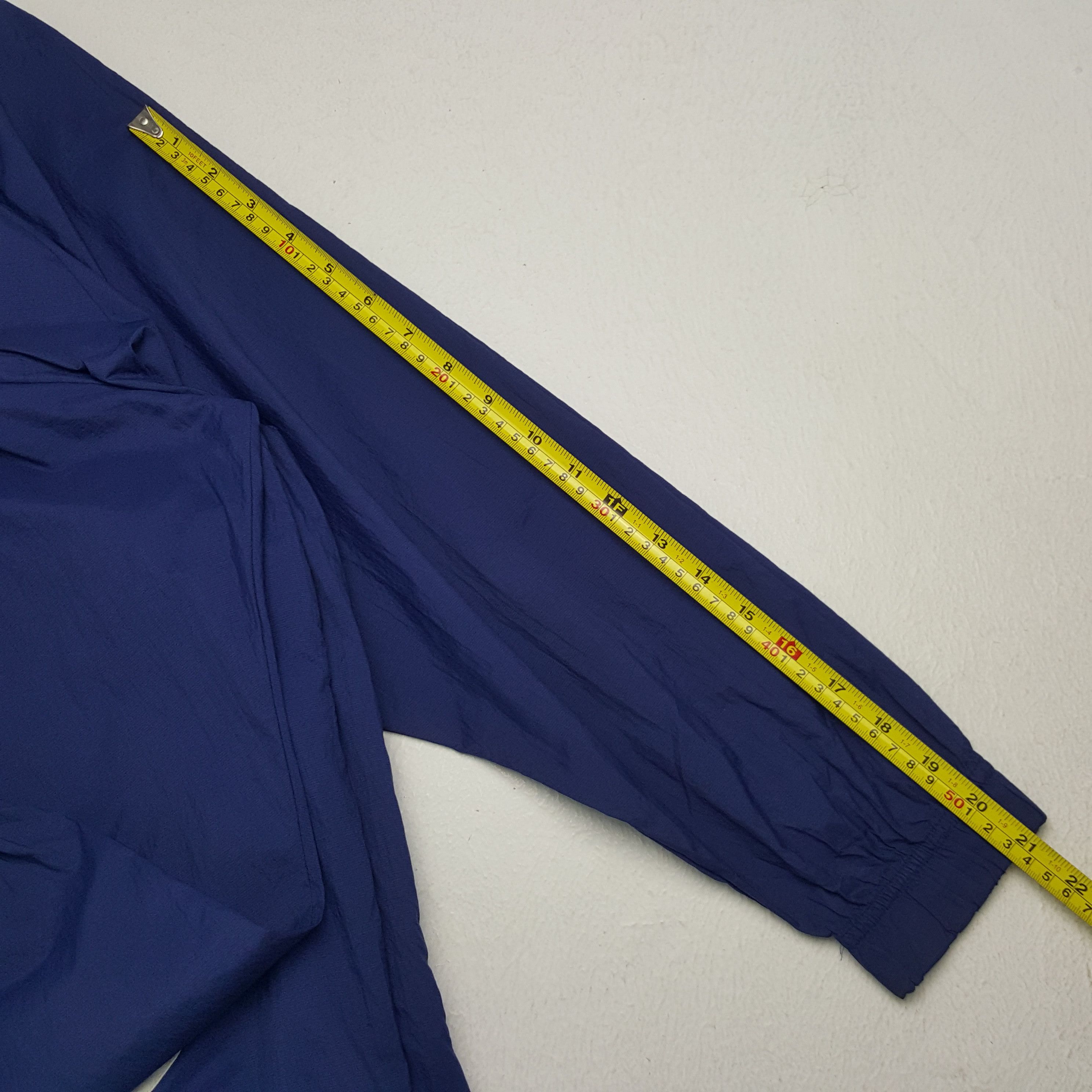Nike × Vintage Vintage Nike American Sports Style Big Swoosh Jacket Size US XL / EU 56 / 4 - 7 Thumbnail