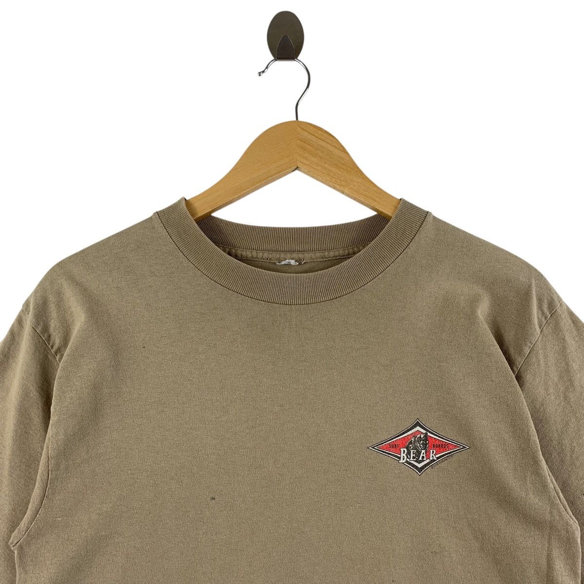 Vintage Vintage 90s BEAR SURF Back hit tee Size US S / EU 44-46 / 1 - 3 Thumbnail
