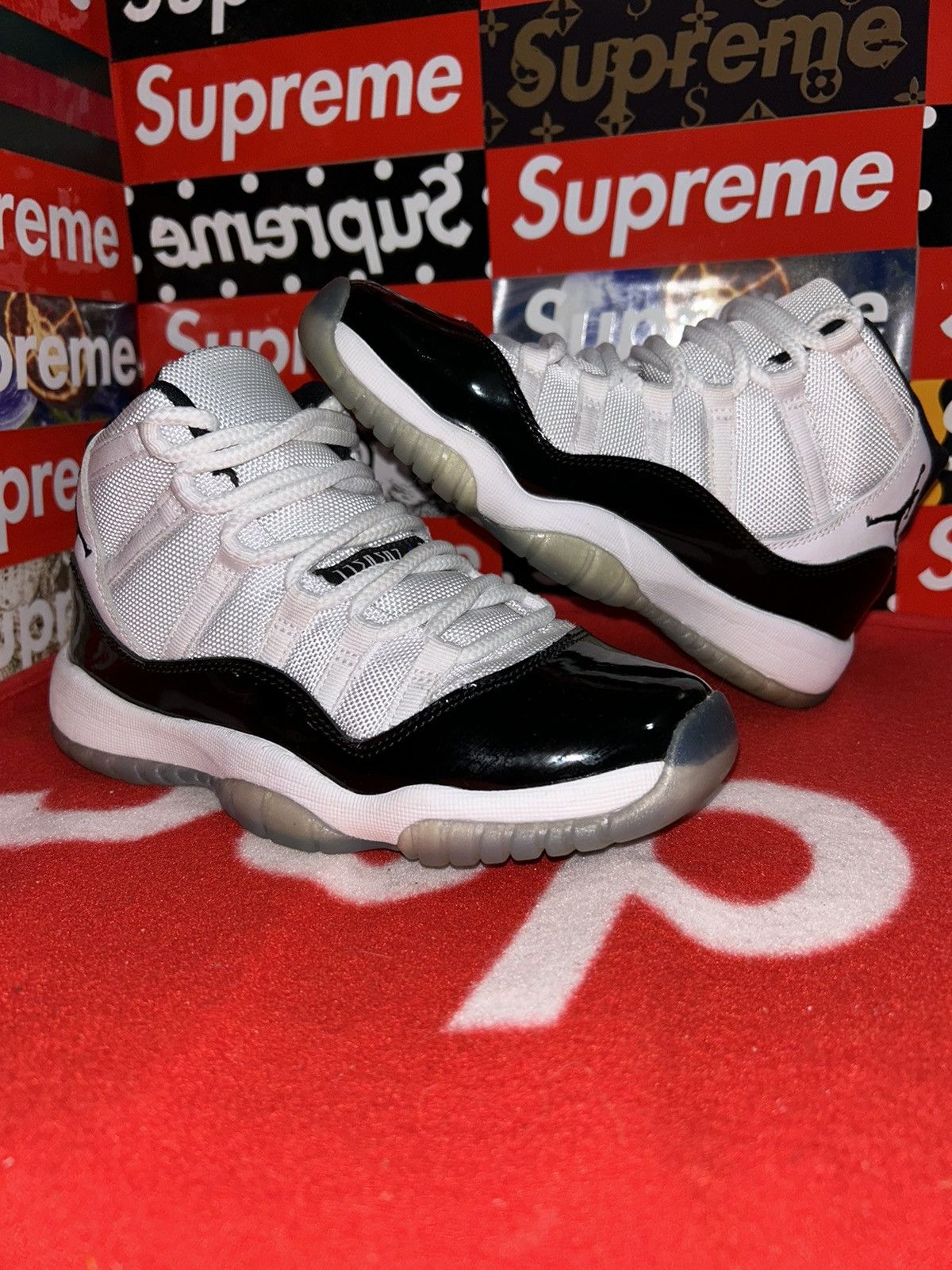 Jordan 11 Retro Concord (2018) (GS) 378038-100 size 4y