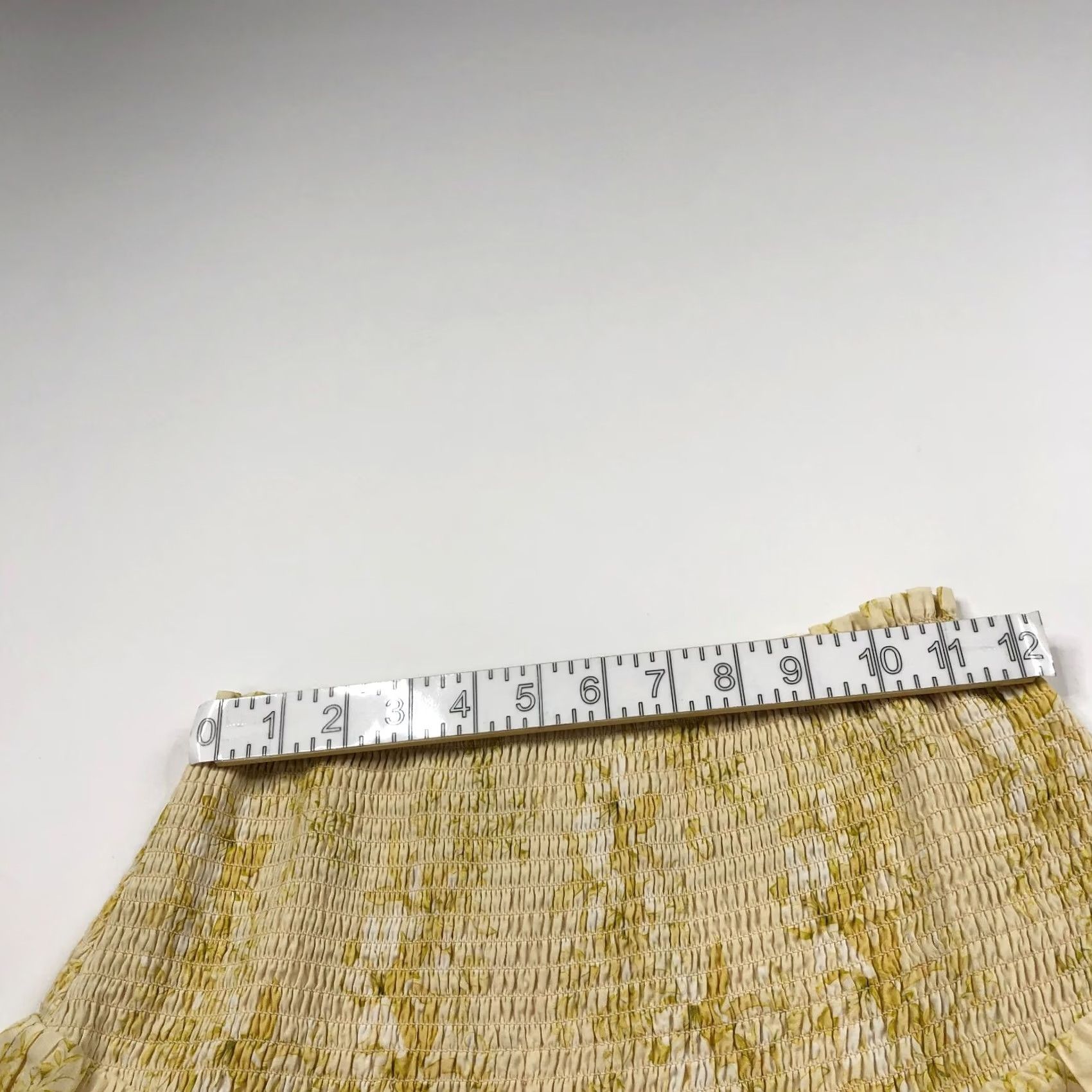 Vintage INTERMIX Skirt (OS, 22In) Pull On Tiered All Over Print Yellow Mini Womens Short Size One Size May Wear 10.25? Size 42" / US 20 - 2 Thumbnail