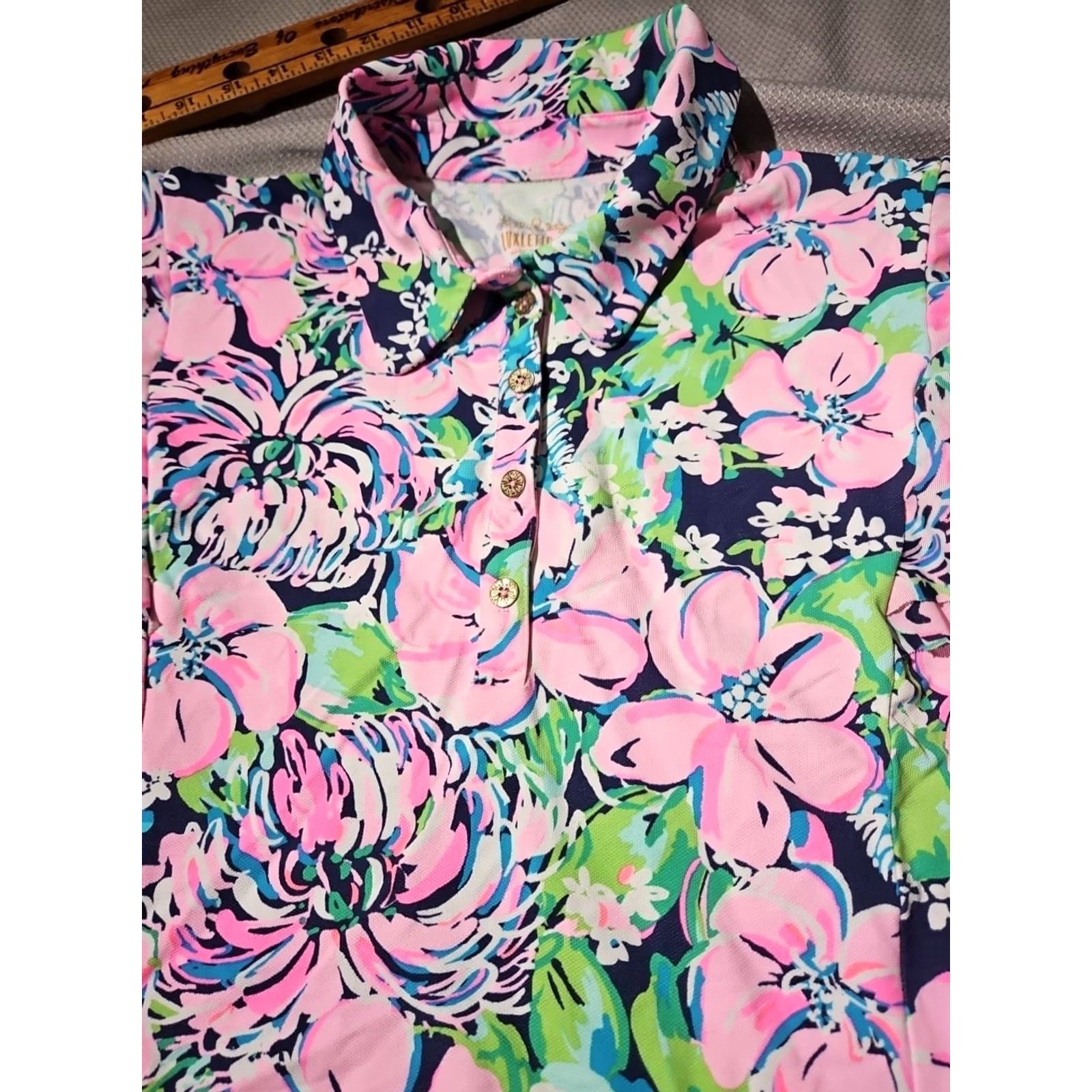 Lilly Pulitzer Lilly Pulitzer Shirt Womens XL Pink Polo Button Luxletic Ruffle Golf Preppy Size XL / US 12-14 / IT 48-50 - 2 Thumbnail