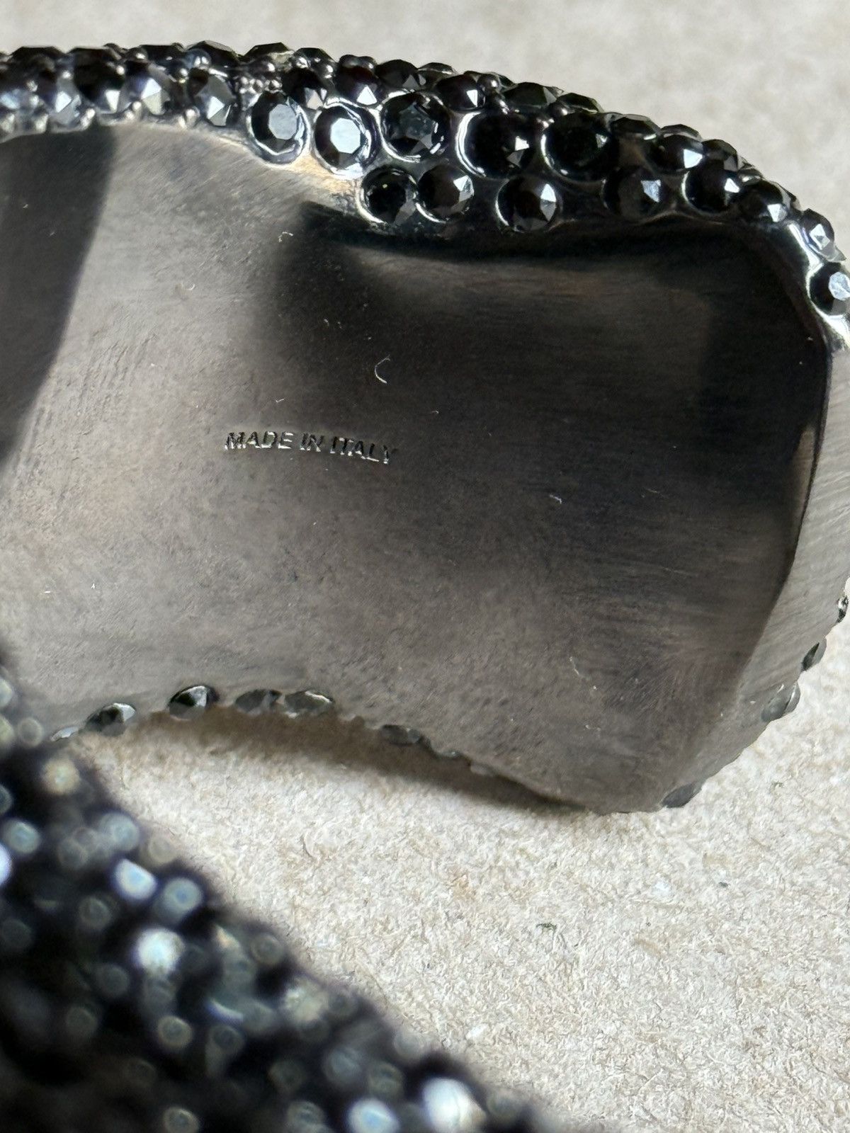 Alexander McQueen Alexander McQueen large pavé crystal cuff Size ONE SIZE - 5 Thumbnail