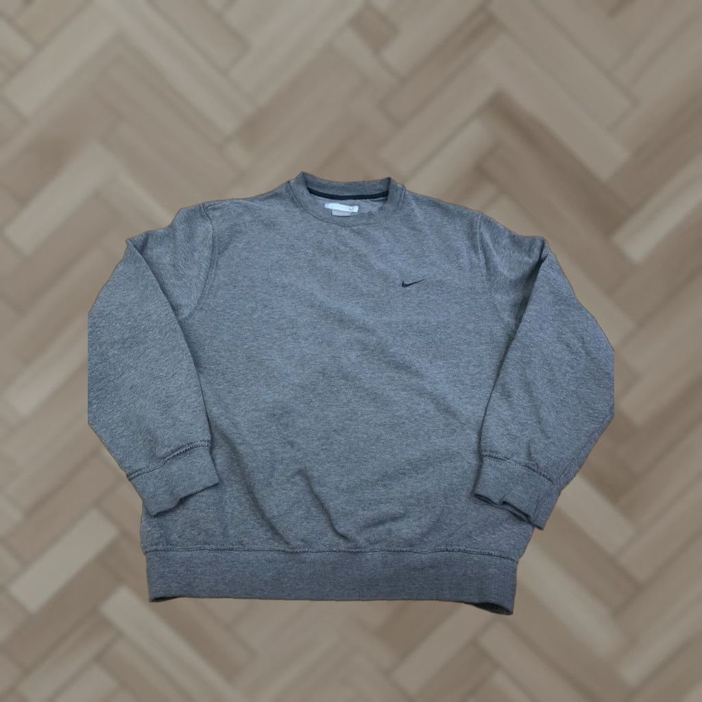 Nike VINTAGE Nike Sweatshirt Mens M Gray Pullover Crew Neck Swoosh 12563 Nike Sportswear Size US M / EU 48-50 / 2 - 1 Thumbnail