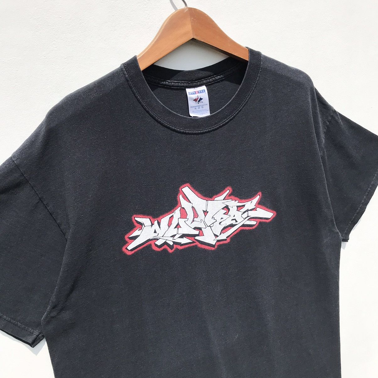 Band Tees 🔥Rare🔥Vintage Wolfpac Rap Rock Band Bloodhound Gang SunFaded Size US XL / EU 56 / 4 - 9 Thumbnail