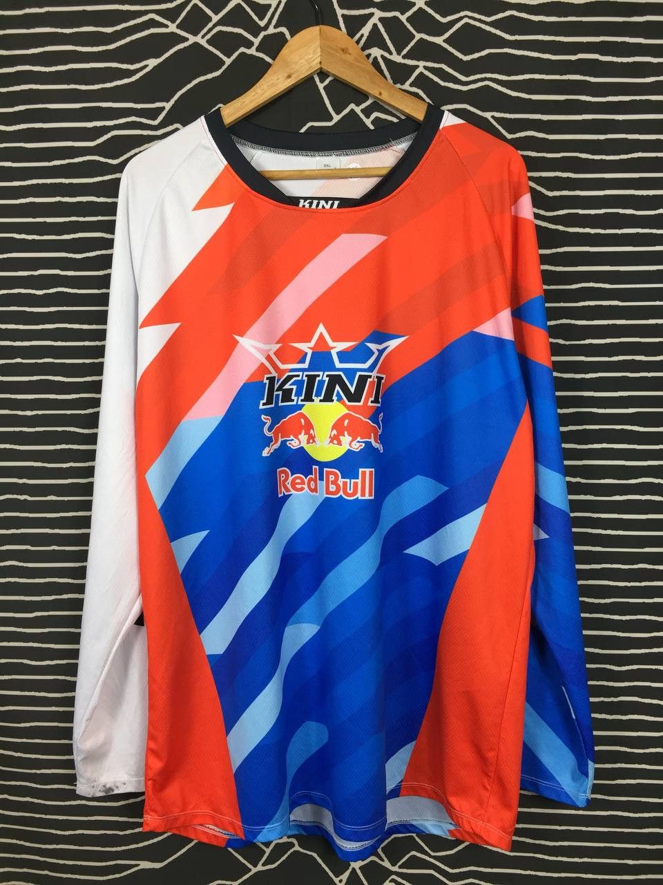 Red Bull KINI Red Bull Downhill Gear Cycling Motocross Jersey Size US XXL / EU 58 / 5 - 3 Thumbnail