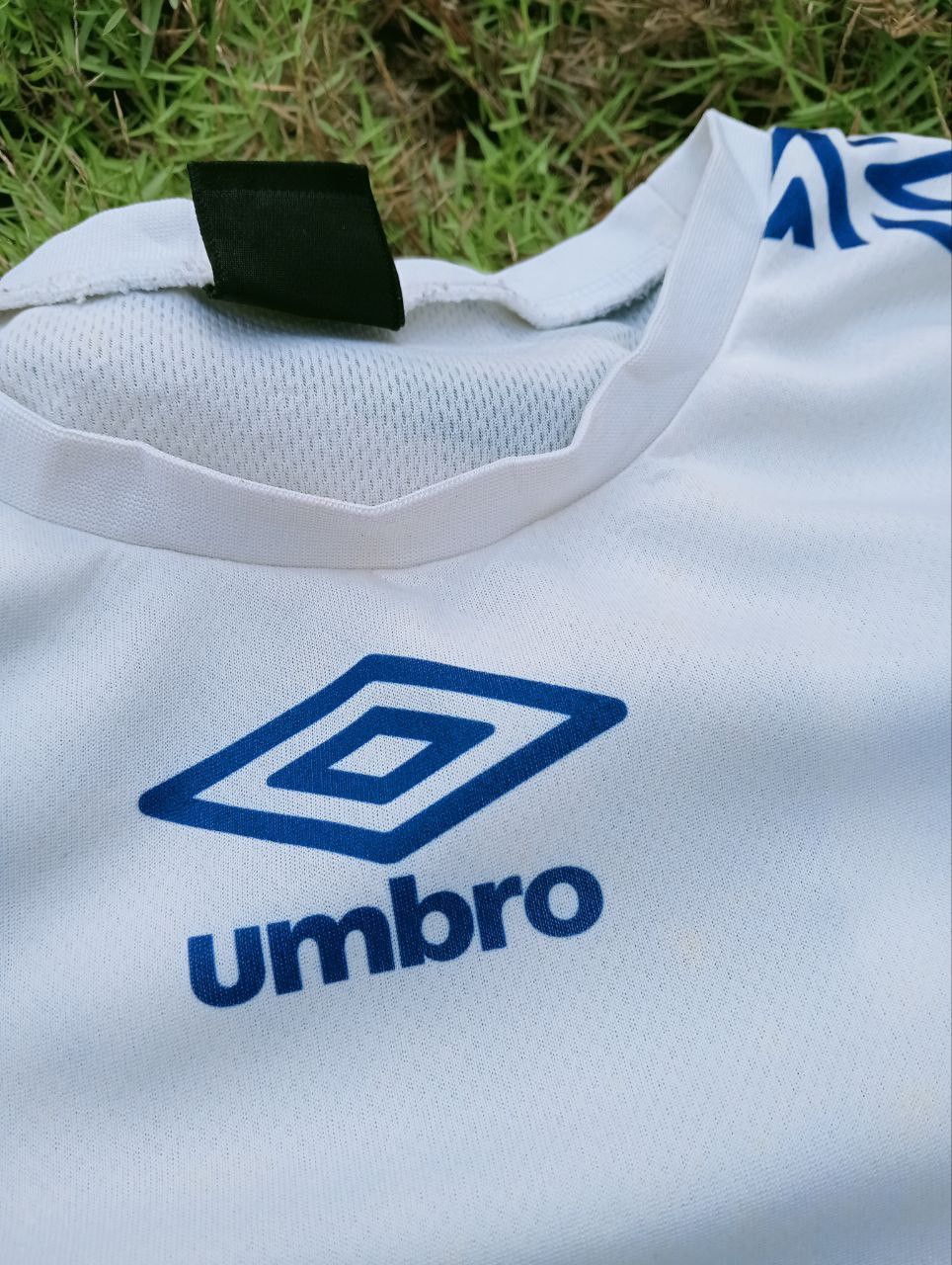 Japanese Brand GAMBA OSAKA JAPAN LEAGUE by UMBRO JERSEY Size US M / EU 48-50 / 2 - 6 Thumbnail