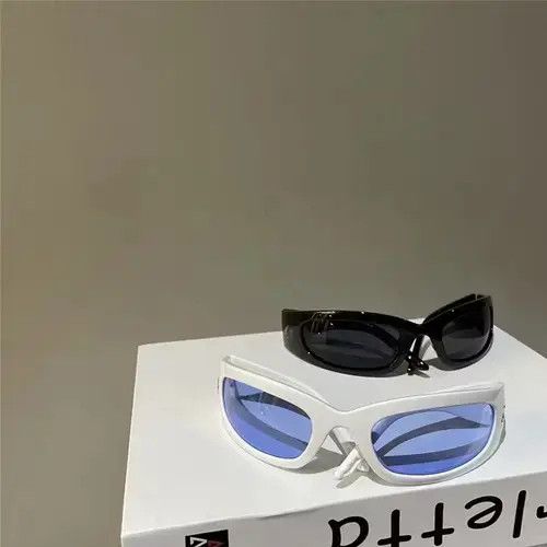 VIBE Retro punk sunglasses Size ONE SIZE - 4 Thumbnail
