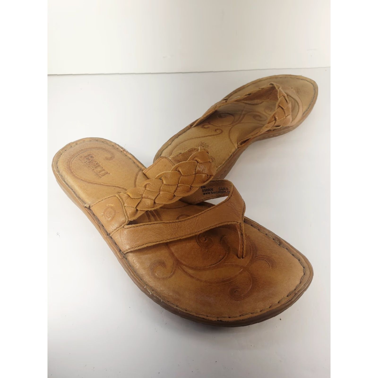 Born Born Sandals Women’s 8M Tan Leather Slide Wedge Latigo Straps Bohemian Logo Casual Sandal Menus? Size US 8 / IT 38 - 3 Thumbnail