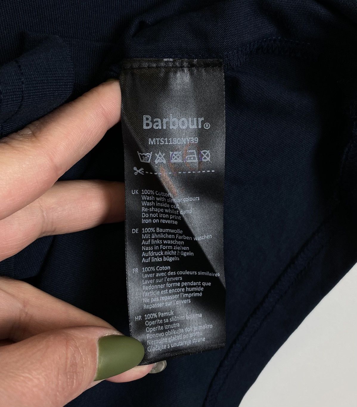 Barbour Barbour International Tailored Fit T-Shirt Men’s Size M Top Size US M / EU 48-50 / 2 - 7 Thumbnail