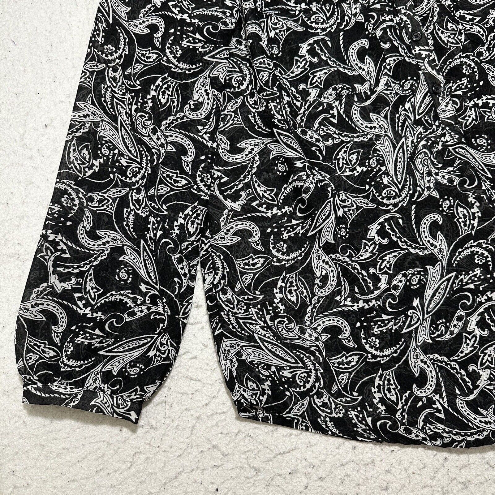 Gap GAP Large Sheer Button Up Sheer Blouse Black + White Paisley Size L / US 10 / IT 46 - 6 Thumbnail