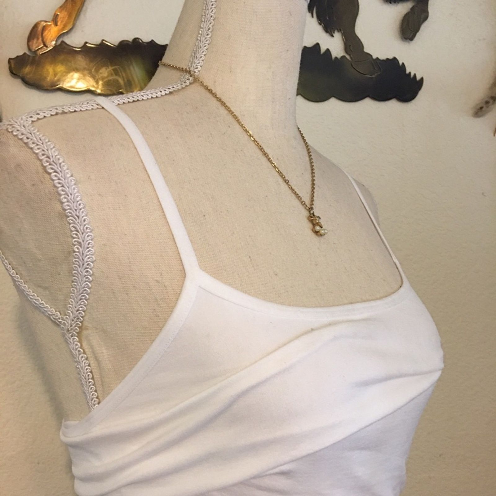 Vintage Vintage 70s gold tone leaf pendant pearl accents Size ONE SIZE - 2 Thumbnail