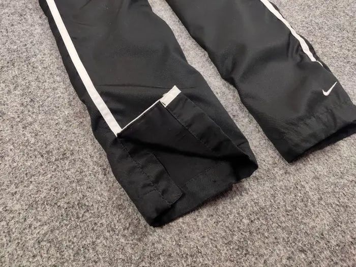 Nike Vintage Nike Swoosh Logo Track Baggy Jogger Pants Y2K Style Size US 30 / EU 46 - 9 Thumbnail