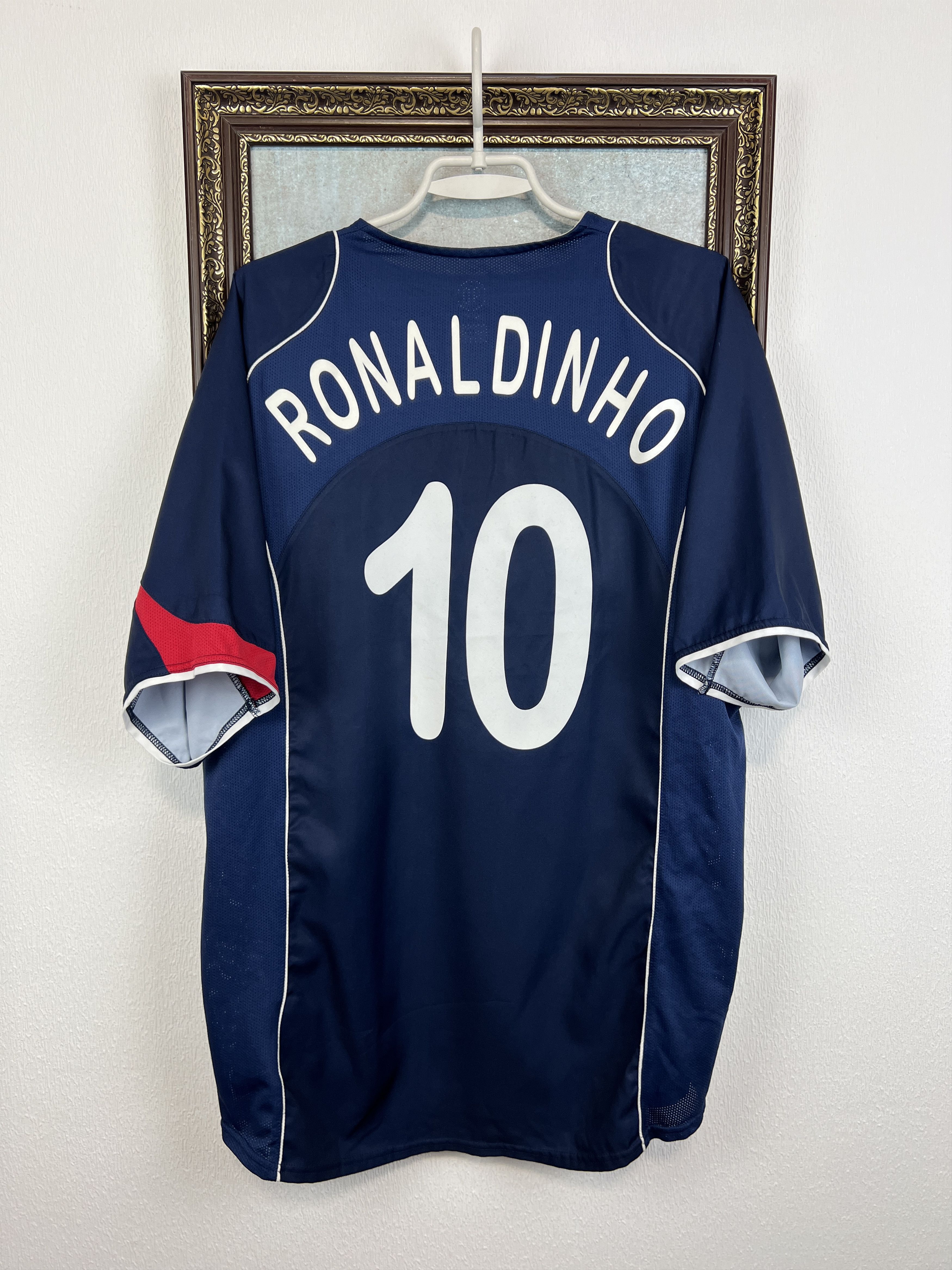 Nike Paris Saint-Germain PSG football shirt #10 Ronaldinho Jersey Size US XL / EU 56 / 4 - 7 Thumbnail