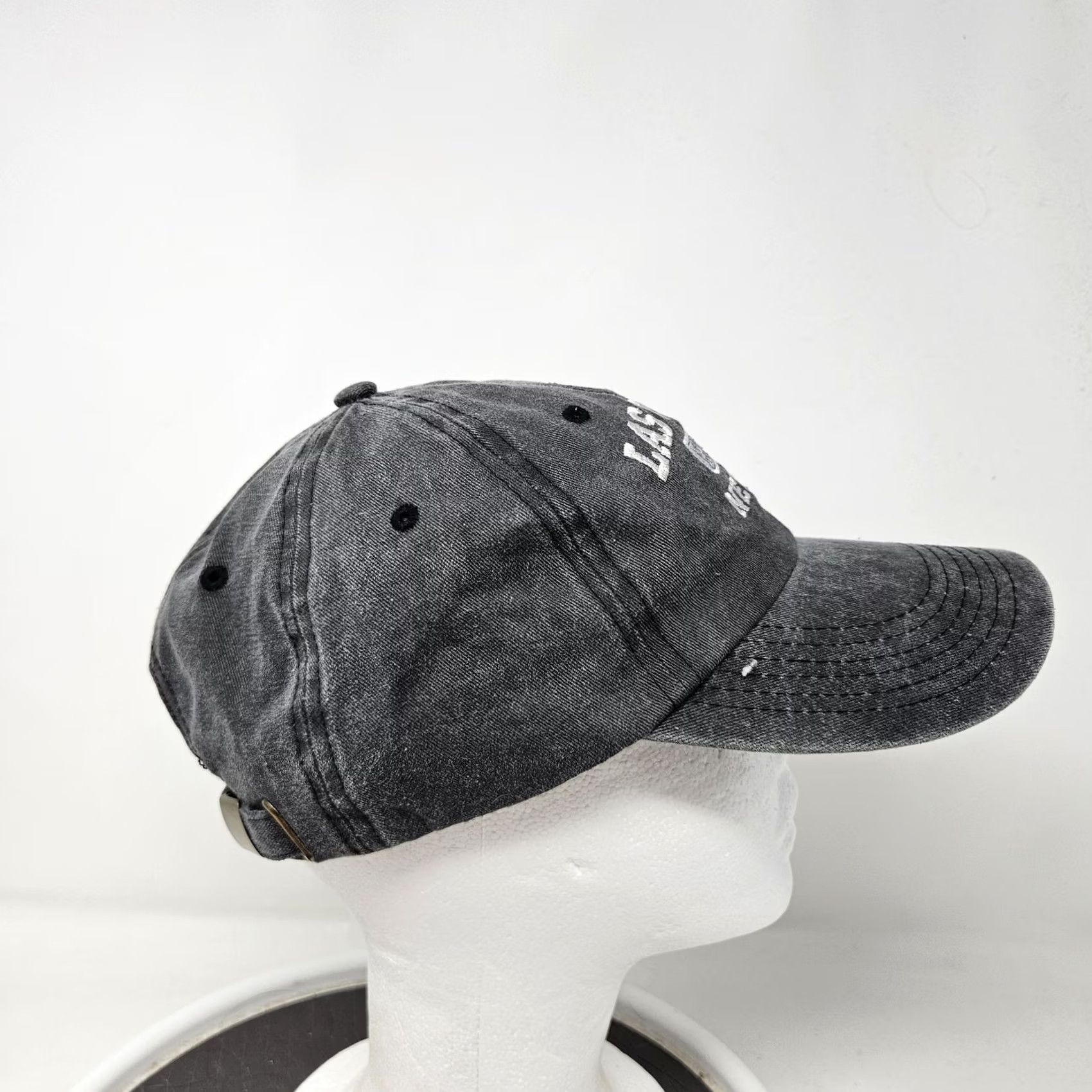 Vintage VINTAGE? No. Las Vegas Nevada Hat Cap Strap Back Embroidered Souvenir Outback America Mens Size ONE SIZE - 3 Thumbnail