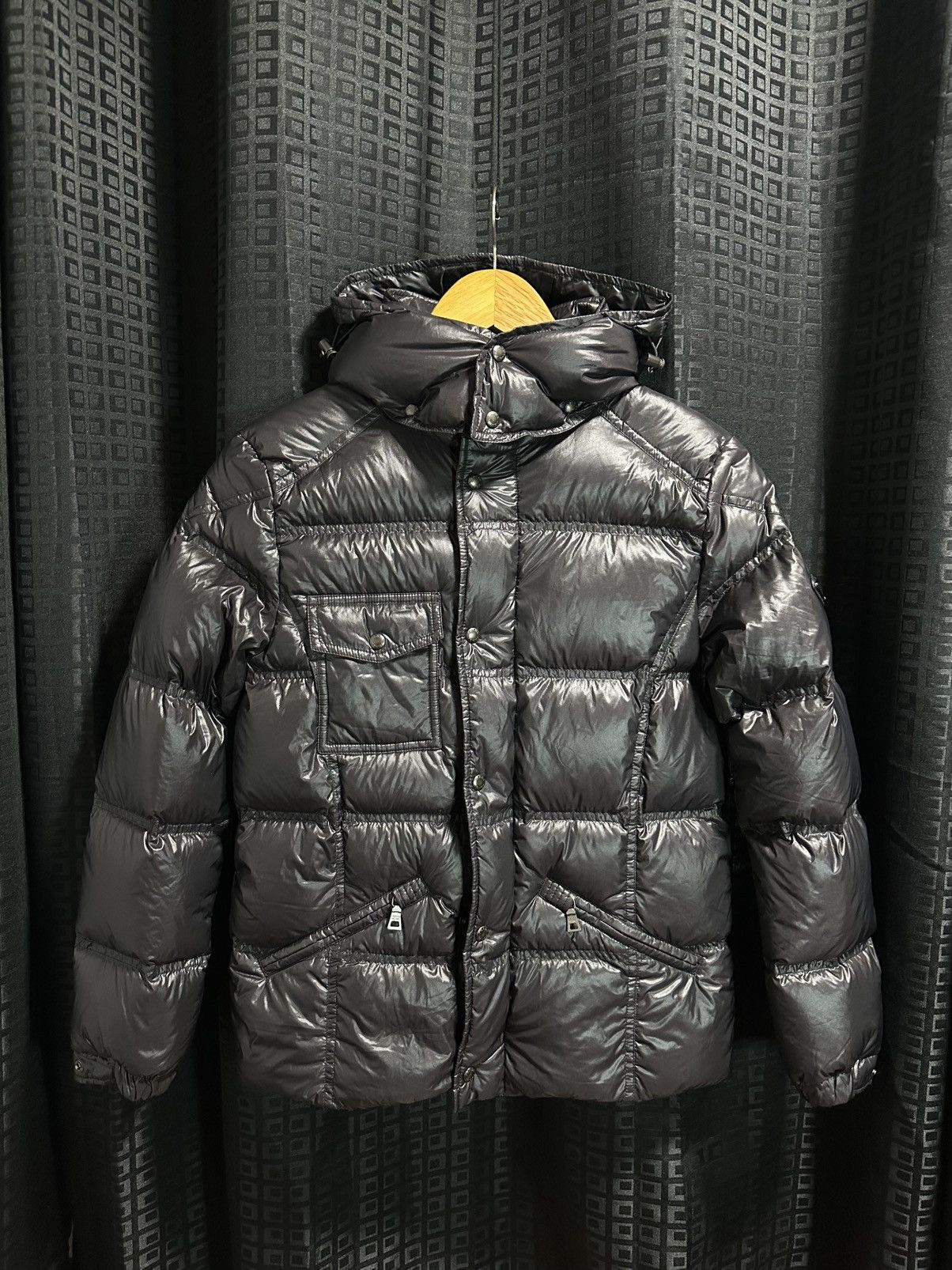 Prada prada pufffer detachable hood jacket Size XS / US 0-2 / IT 36-38 - 1 Thumbnail
