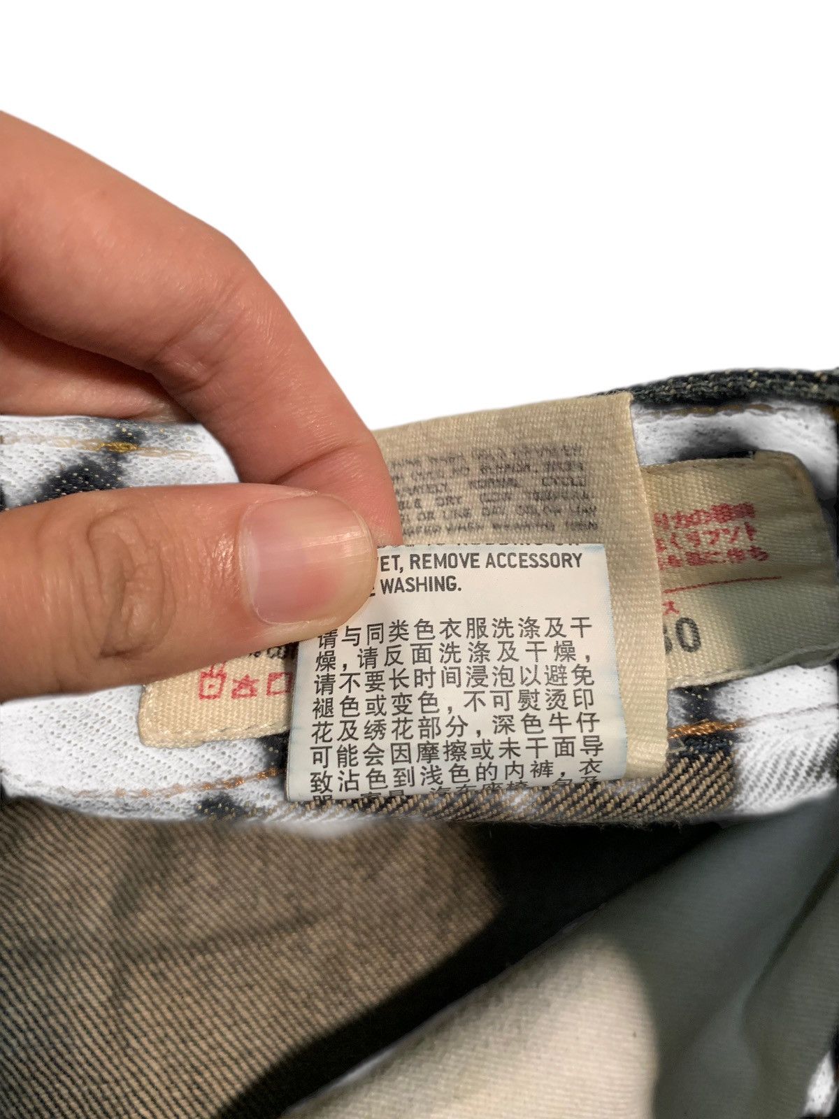 Evisu EVISU SEAGULL SELVEDGE 13OZ BUTTON FLY SHORT DENIM Size US 33 - 22 Thumbnail