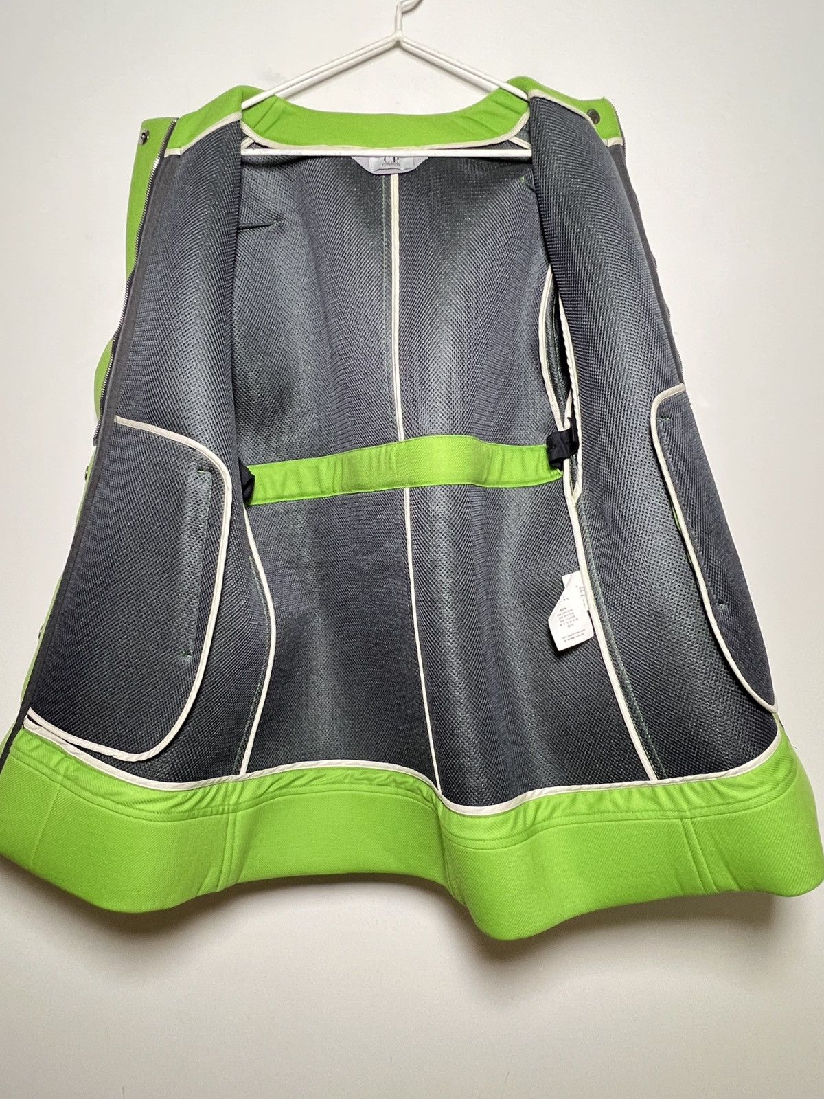 C.P. Company C.P. Company structured coat in a striking neon green Size M / US 6-8 / IT 42-44 - 14 Thumbnail