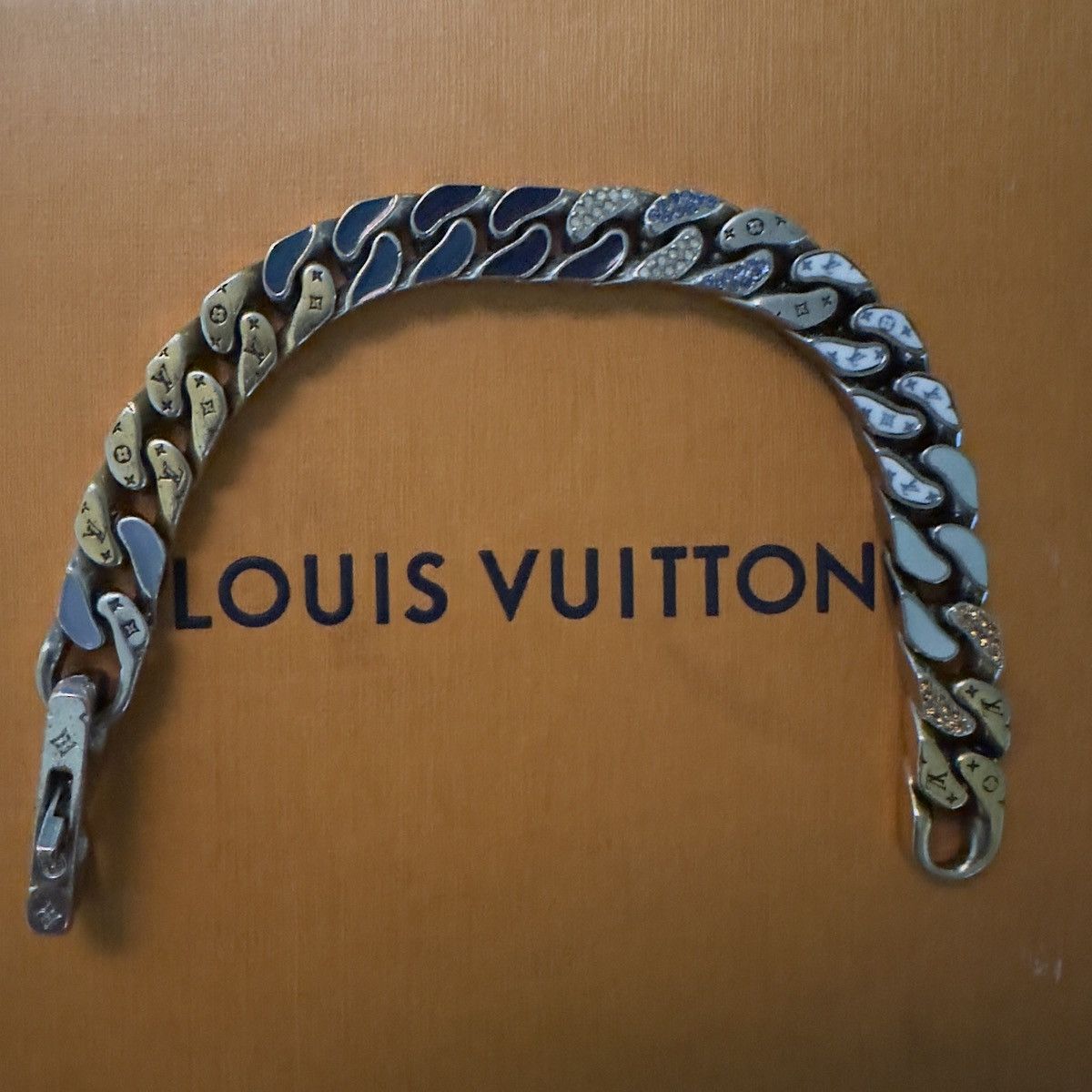 Louis Vuitton × Virgil Abloh Louis Vuitton Chain Links Patches Bracelet Size ONE SIZE - 2 Thumbnail