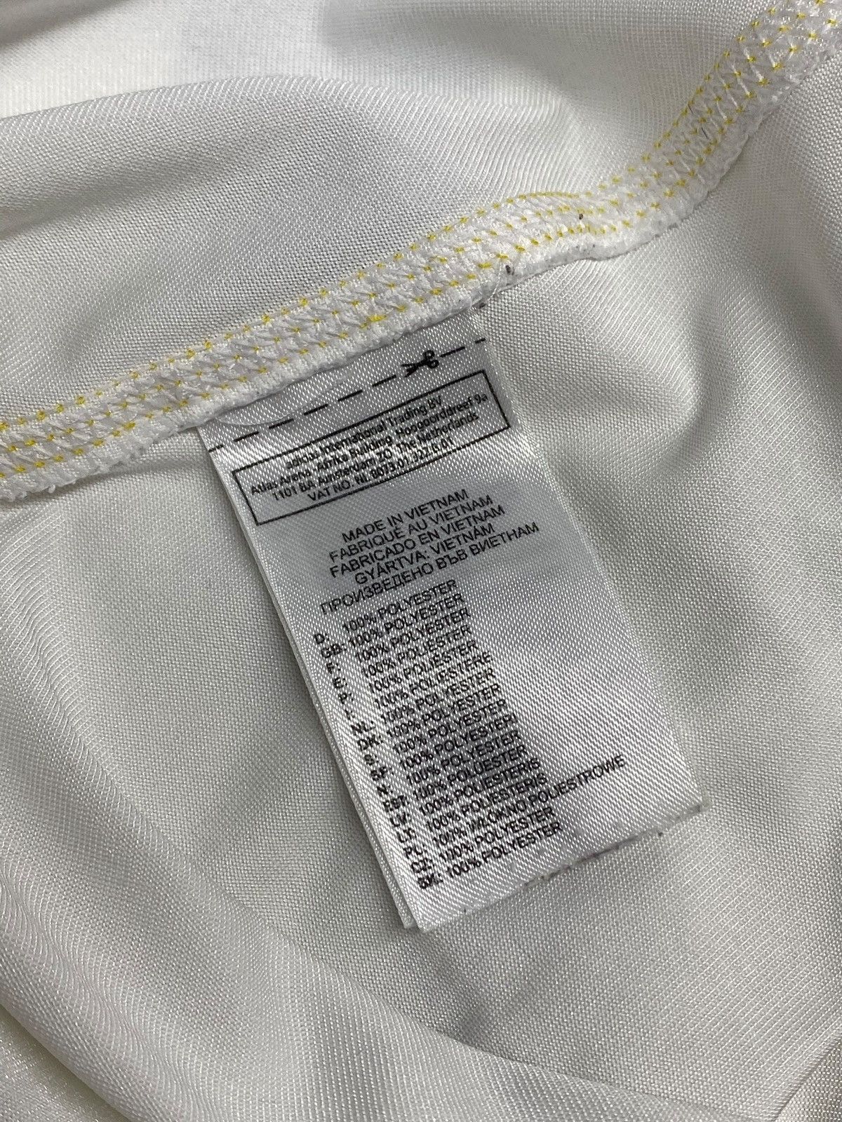 Adidas #9 Ronaldo Real Madrid 2009 Adidas Soccer Jersey Size US M / EU 48-50 / 2 - 24 Thumbnail