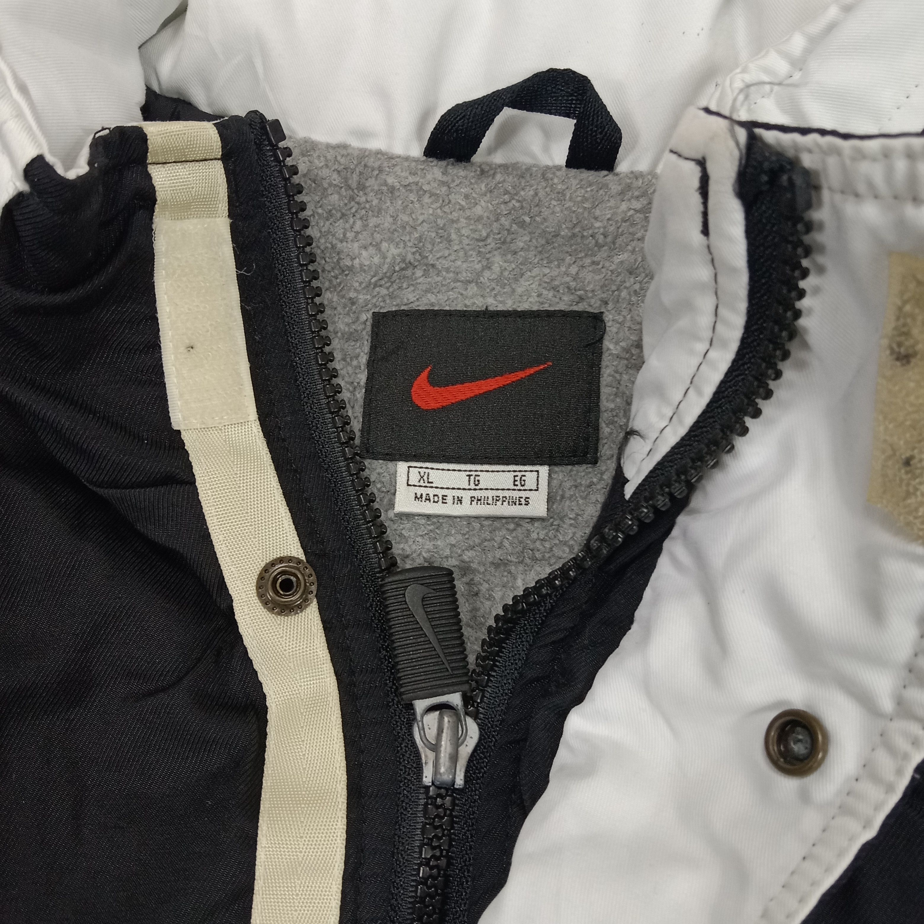Nike × Vintage Nike Small Logo Design Streetwear Winter Long Jacket dp1 Size US XXL / EU 58 / 5 - 5 Thumbnail