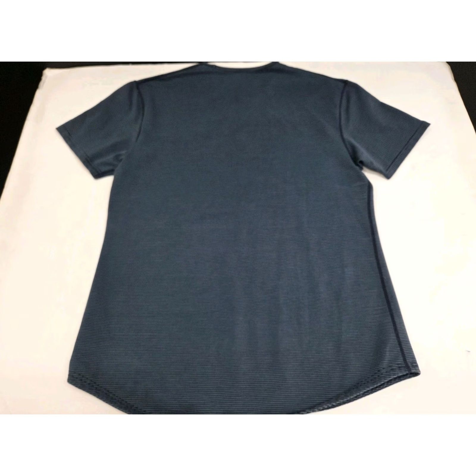 Vintage BYLT Drop Cut Lux Short Sleeve Blue Striped Shirt L Mens Henley Logo Knit Cotton Polyester Spandex Easy Care Regular Fit 8073 Size US L / EU 52-54 / 3 - 3 Thumbnail