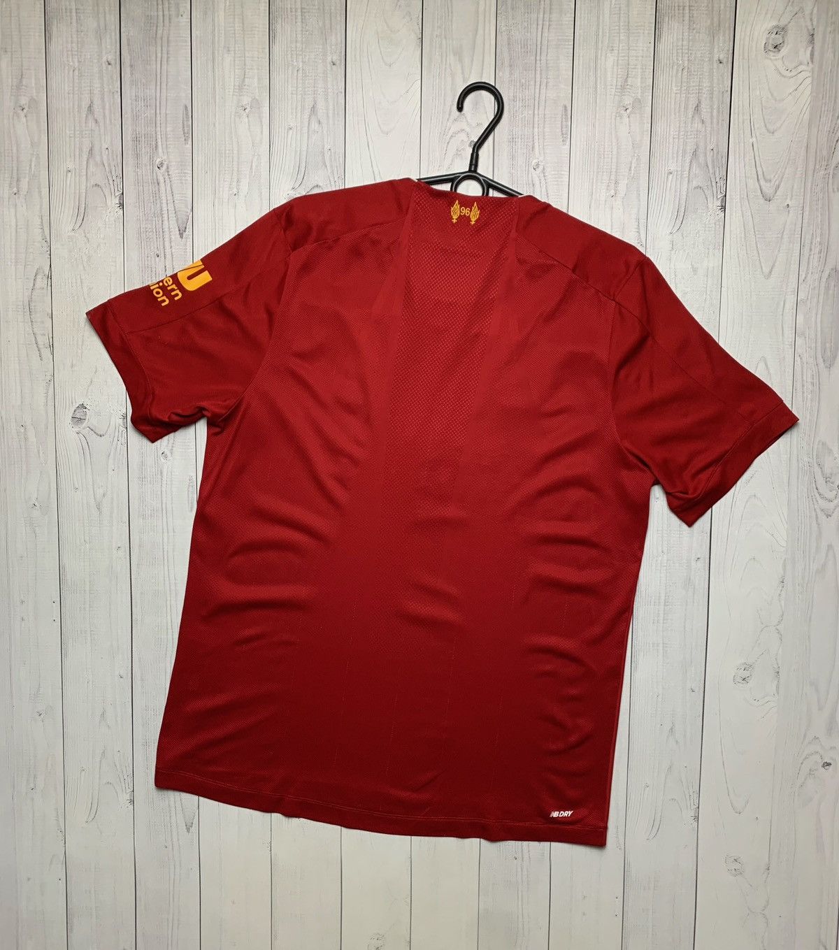 New Balance × Vintage Vintage new balance Liverpool soccer jersey size L red Size US L / EU 52-54 / 3 - 7 Thumbnail