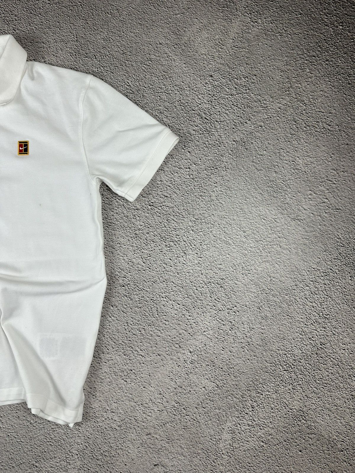 Nike Vintage Nike Court Polo Dri-Fit Golf Y2K Logo SK8 Style Size US S / EU 44-46 / 1 - 4 Thumbnail