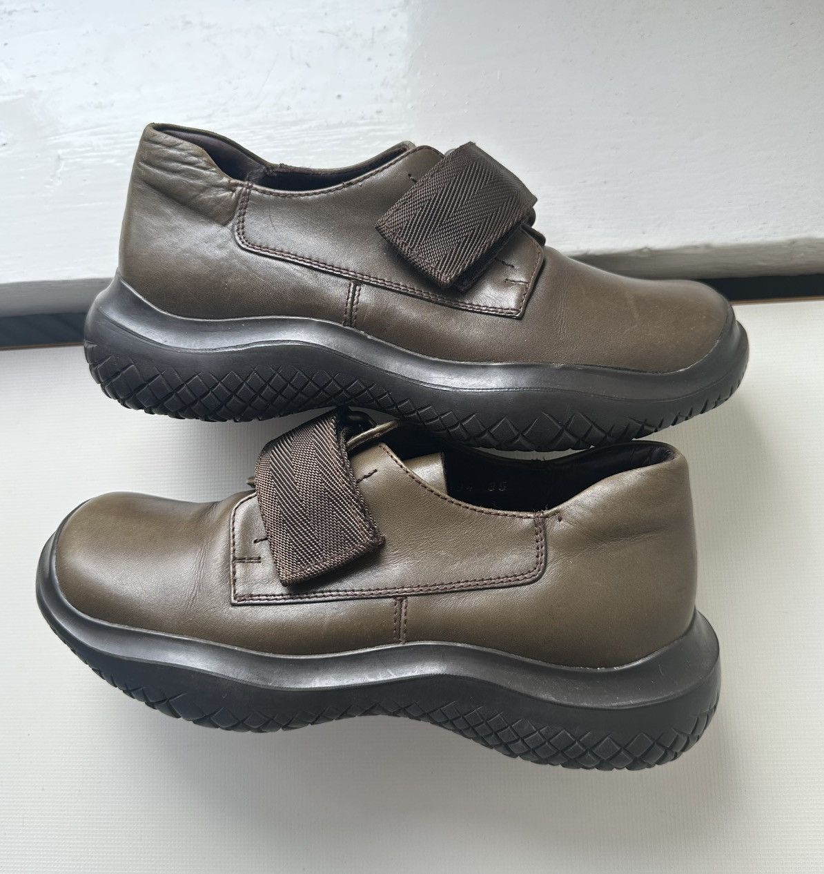 Prada Prada FW99 Leather strap trainers vibram sole Size US 5.5 / IT 35.5 - 2 Thumbnail
