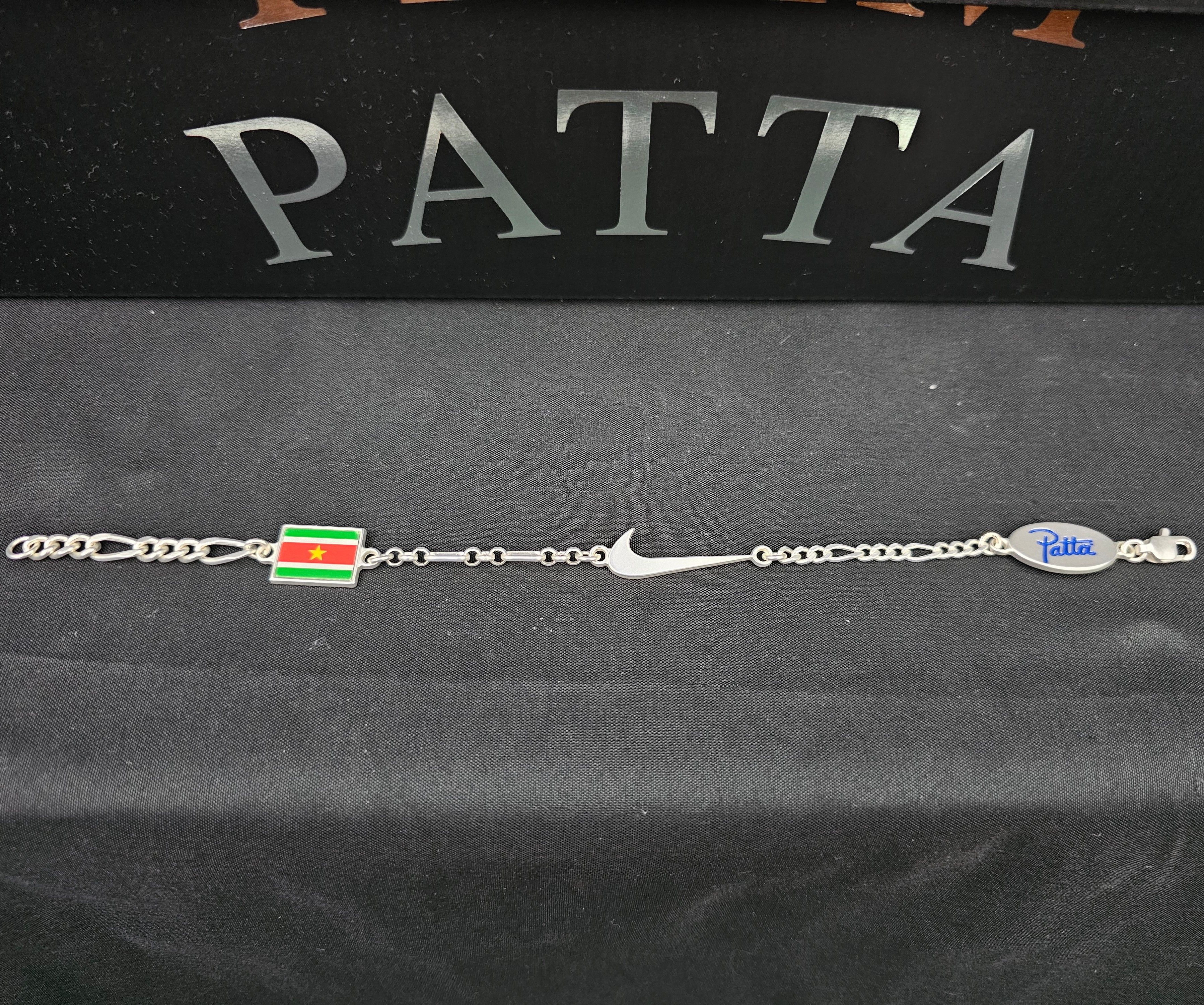 Nike × Patta Nike Air Max 1 Patta Waves Black (with braclet) BRAND NEW Size US 11.5 / EU 44-45 - 13 Thumbnail