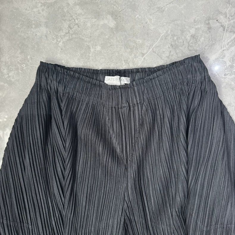 Issey Miyake Issey Miyake size:3 Black pleated irregular-shaped pants Size 31" - 6 Thumbnail