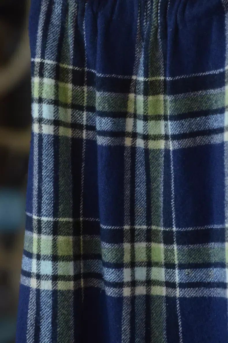 Comme des Garcons Comme Des Garcons size M Plaid Straight Back Split Maxi Sk Size 23" - 2 Thumbnail