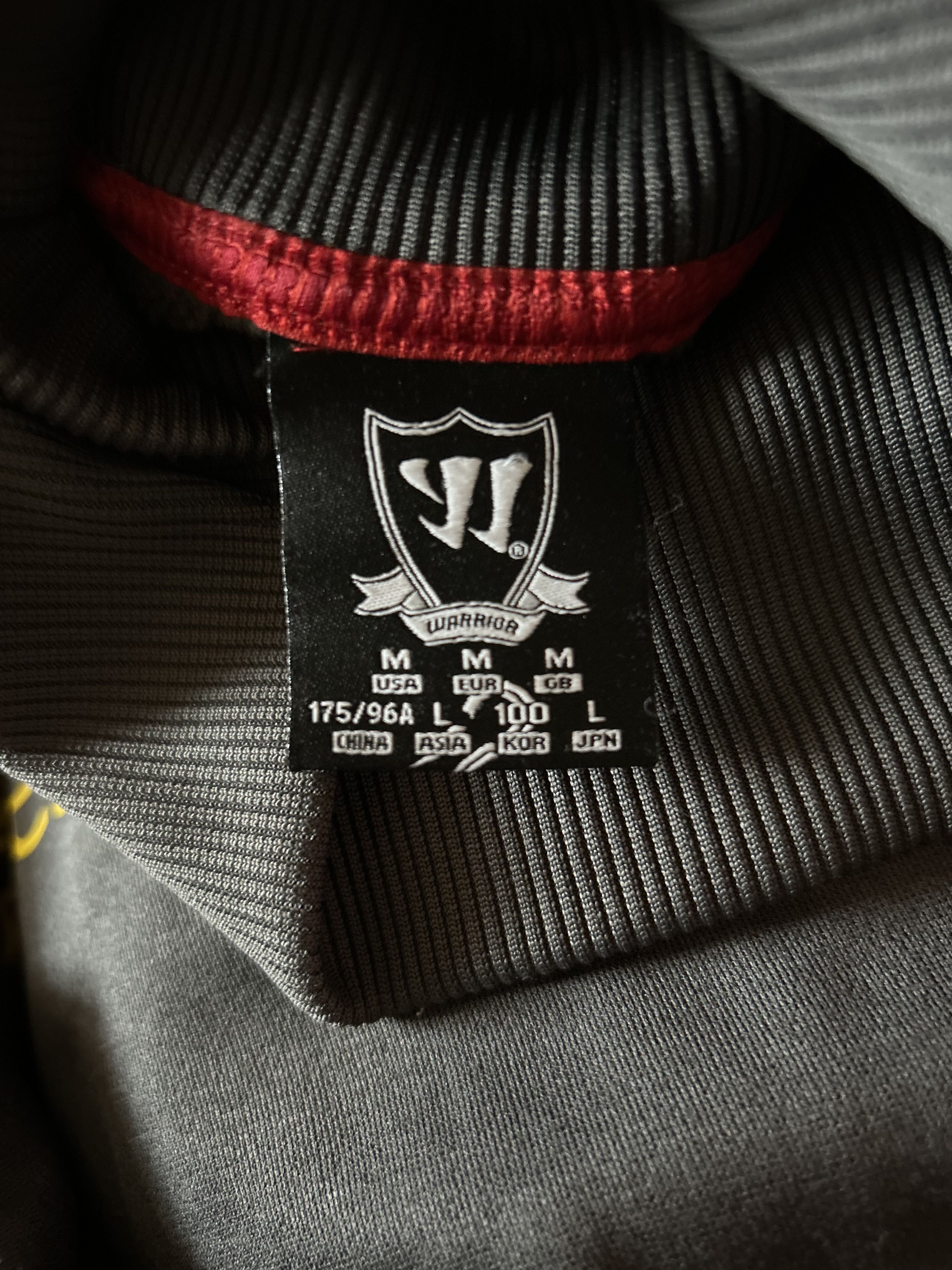 Warrior LIVERPOOL F.C. Warrior Training Jacket - M - SALE Size US M / EU 48-50 / 2 - 9 Thumbnail