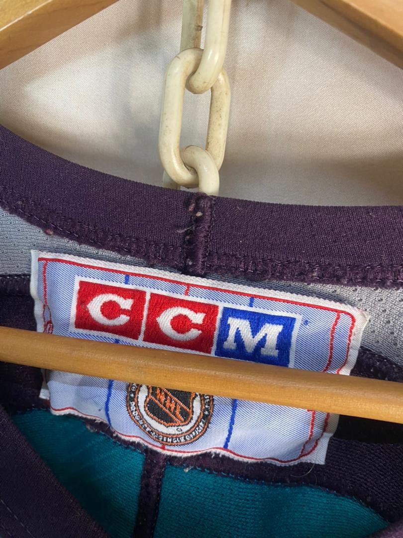 Ccm × NHL × Vintage Vintage mighty ducks hockey ice jersey with patches by ccm Size US M / EU 48-50 / 2 - 7 Thumbnail