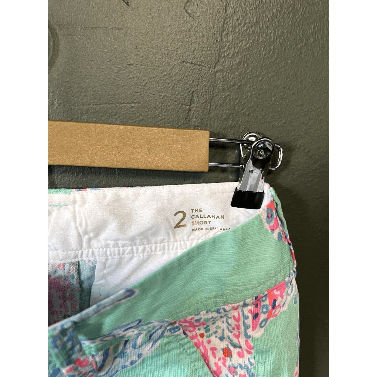 Lilly Pulitzer Lilly Pulitzer Women's Callahan Shorts Size 2 Blue Multicolor Floral Pattern Sea Shorts Dress Casual Travel Beach Walking Womens Size 26" / US 2 / IT 38 - 3 Thumbnail
