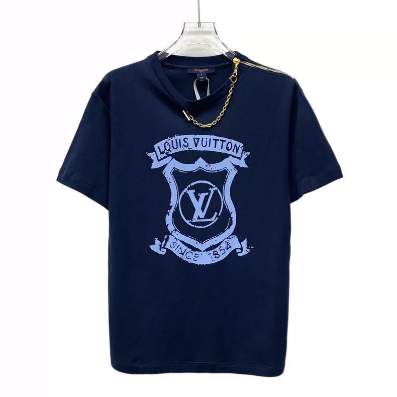 Louis Vuitton Louis Vuitton Navy logo graphic printed chain cotton crew Size S / US 4 / IT 40 - 1 Thumbnail