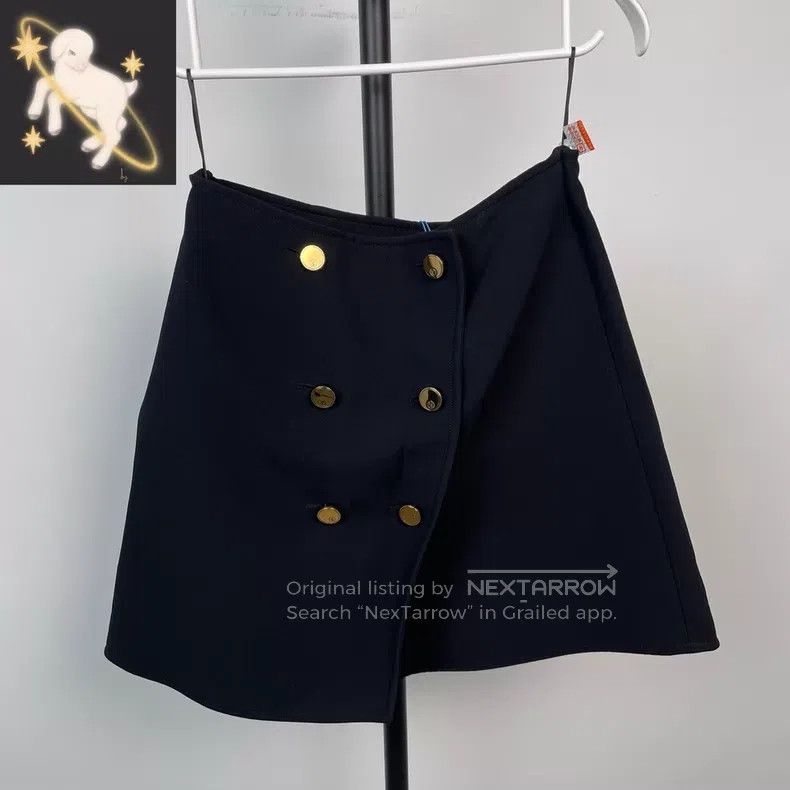 Louis Vuitton Louis Vuitton Black double-breasted gold high-waisted A-li Size 35" - 1 Thumbnail