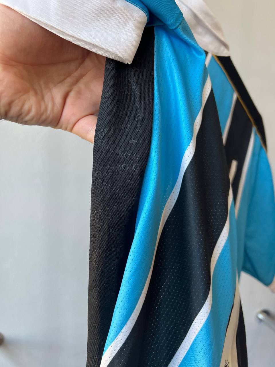 Umbro 2019 GREMIO #11 EVERTON HOME SOCCER FOOTBALL JERSEY SHIRT L Size US L / EU 52-54 / 3 - 12 Thumbnail