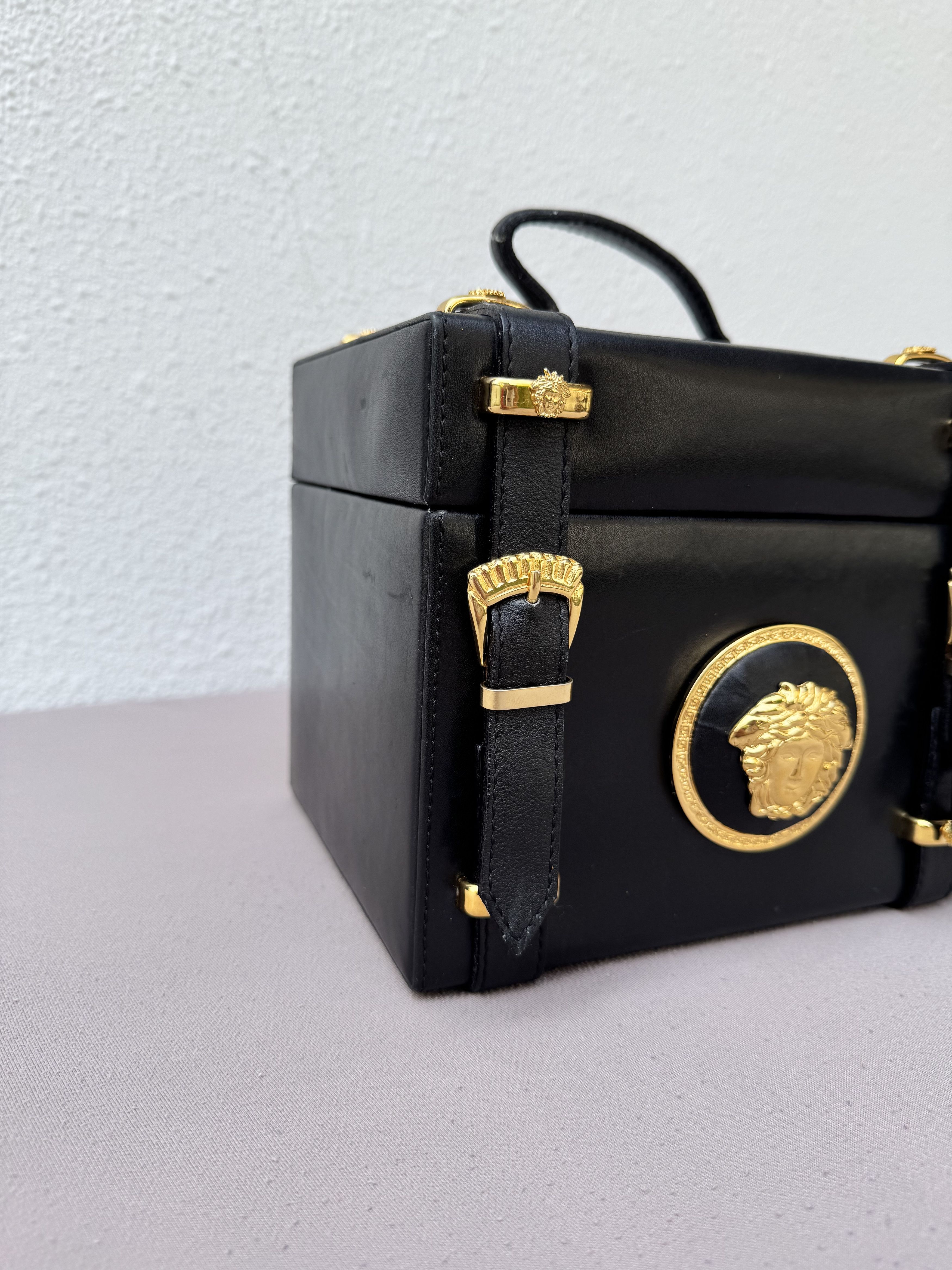 Versace Gianni Versace Couture Medusa Vanity Bag Size ONE SIZE - 3 Thumbnail