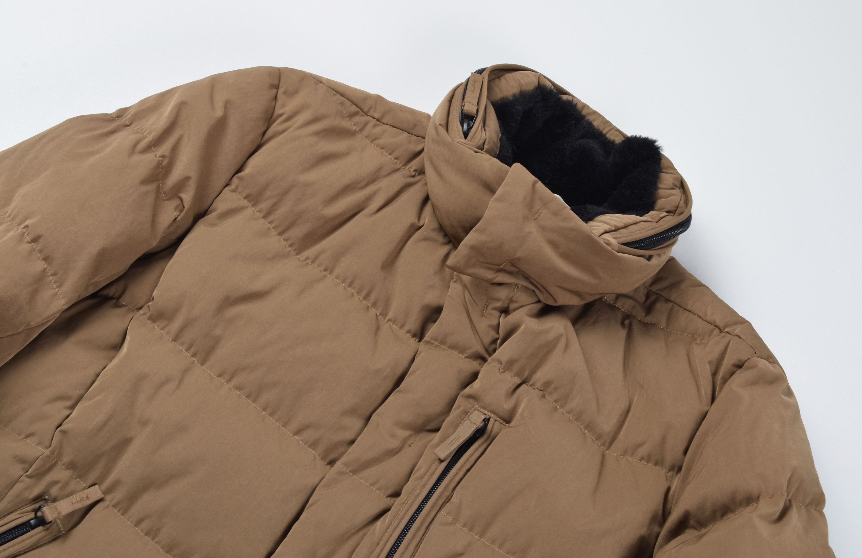 Armani Collezioni Armani Collezioni Padded Down Full Zip Beige Jacket Size US S / EU 44-46 / 1 - 8 Thumbnail