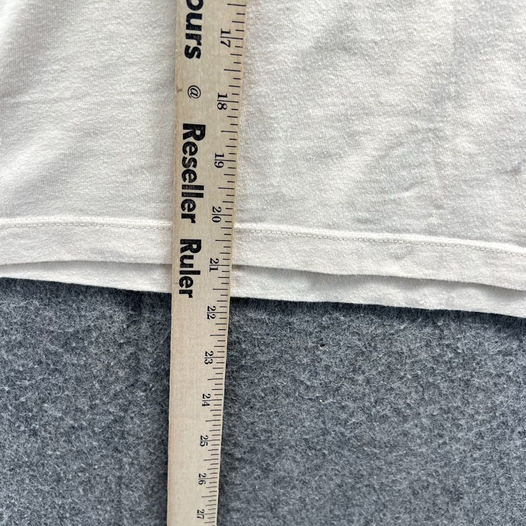 Tommy Hilfiger VINTAGE Tommy Hilfiger Shirt Womens Large Beige Crewneck Tee Cropped Flag Logo Size L / US 10 / IT 46 - 5 Thumbnail