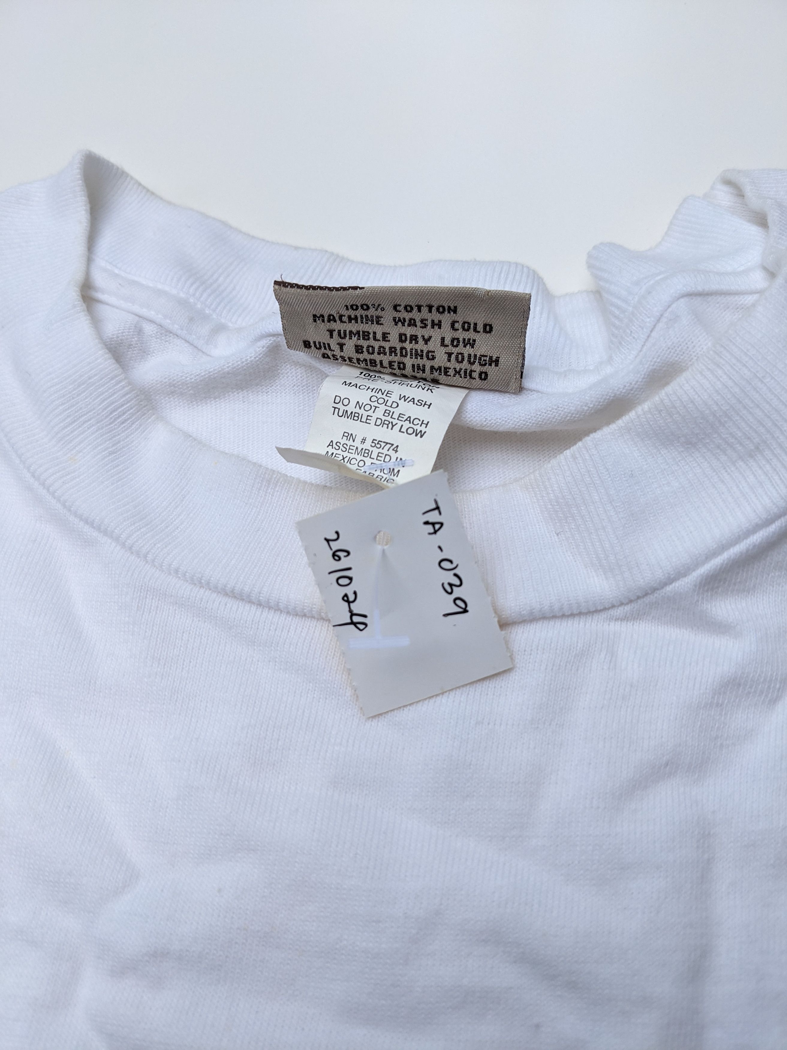 Vintage × Volcom Vintage 90s Volcom surfing tee Size US L / EU 52-54 / 3 - 5 Thumbnail