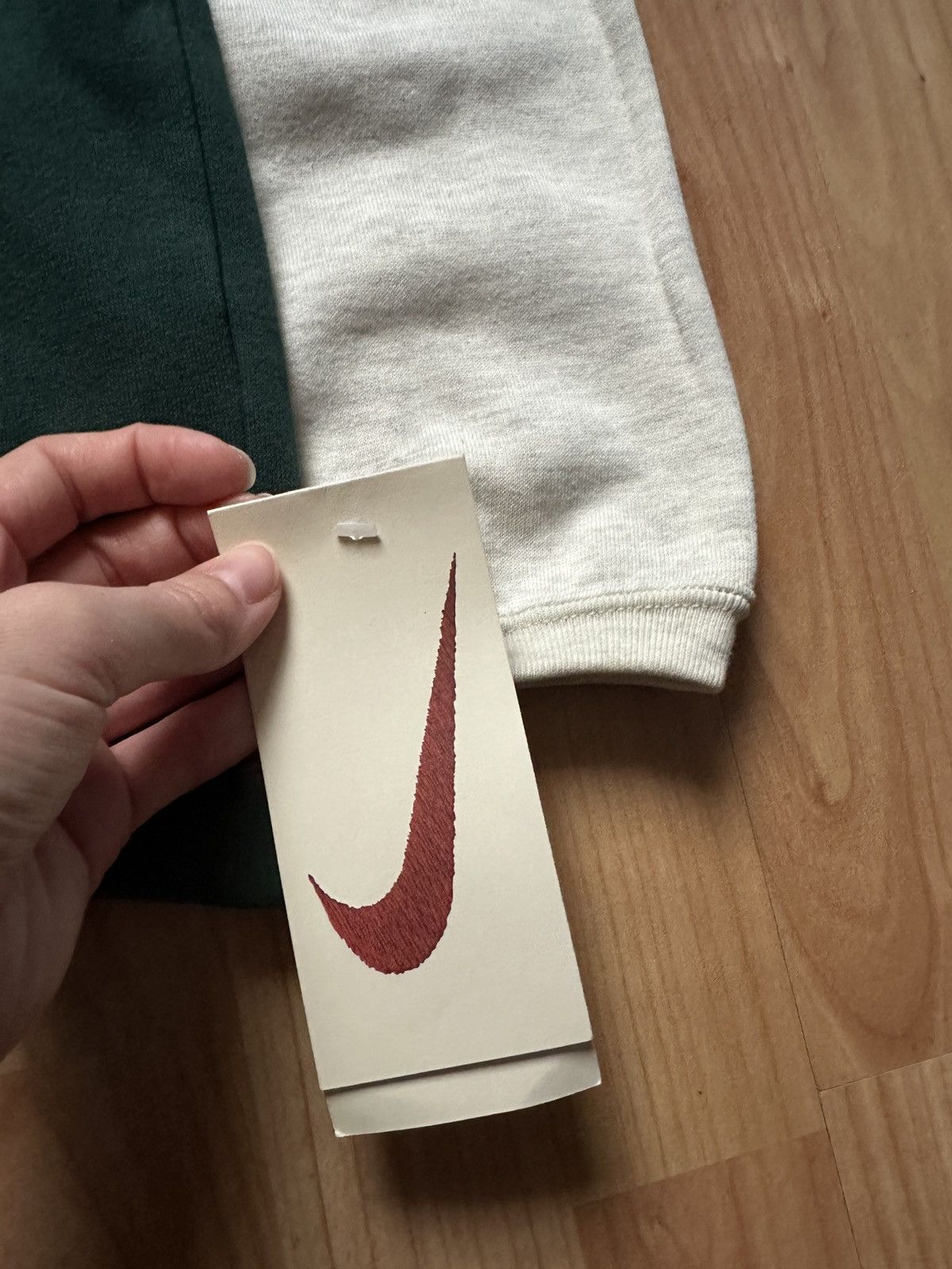 Nike Vintage DSWT 90s Nike USA Spellout sweatshirt size XS-S fit Size US XS / EU 42 / 0 - 5 Thumbnail