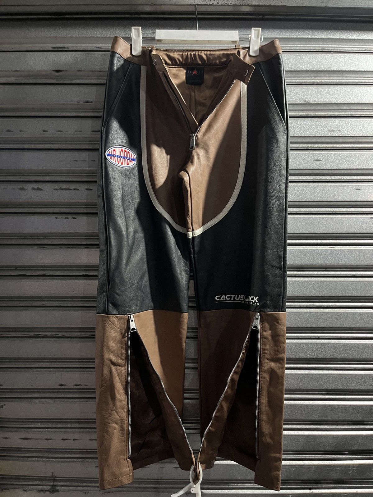 Jordan Brand × Travis Scott Jordan x Travis Scott (Cactus Jack) Leather Motorcycle Pants Size 30" / US 8 / IT 44 - 5 Thumbnail