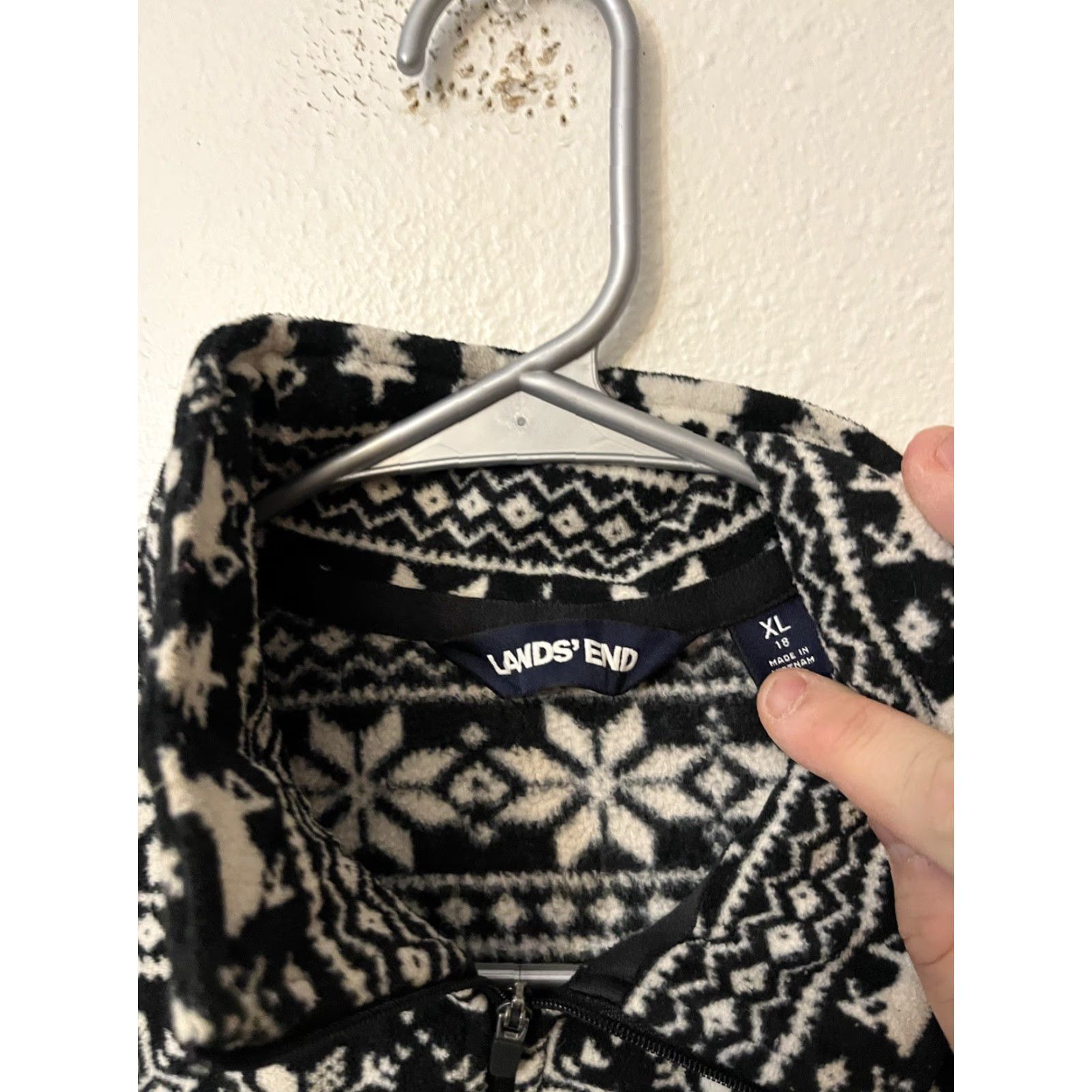 Lands' End VINTAGE Lands' End Sweater Qu 1/4 Zip Fleece Snowflake Deer Fair Isle XL Black Size XL / US 12-14 / IT 48-50 - 3 Thumbnail
