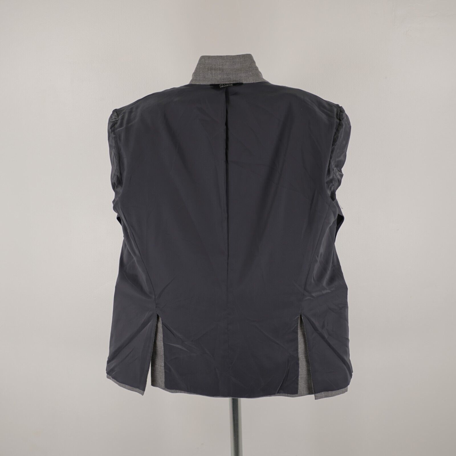 Jos. A. Bank Jos A Bank Traveler's Textured Wool Gray Basketweave 2 Butto Size 42R - 14 Thumbnail