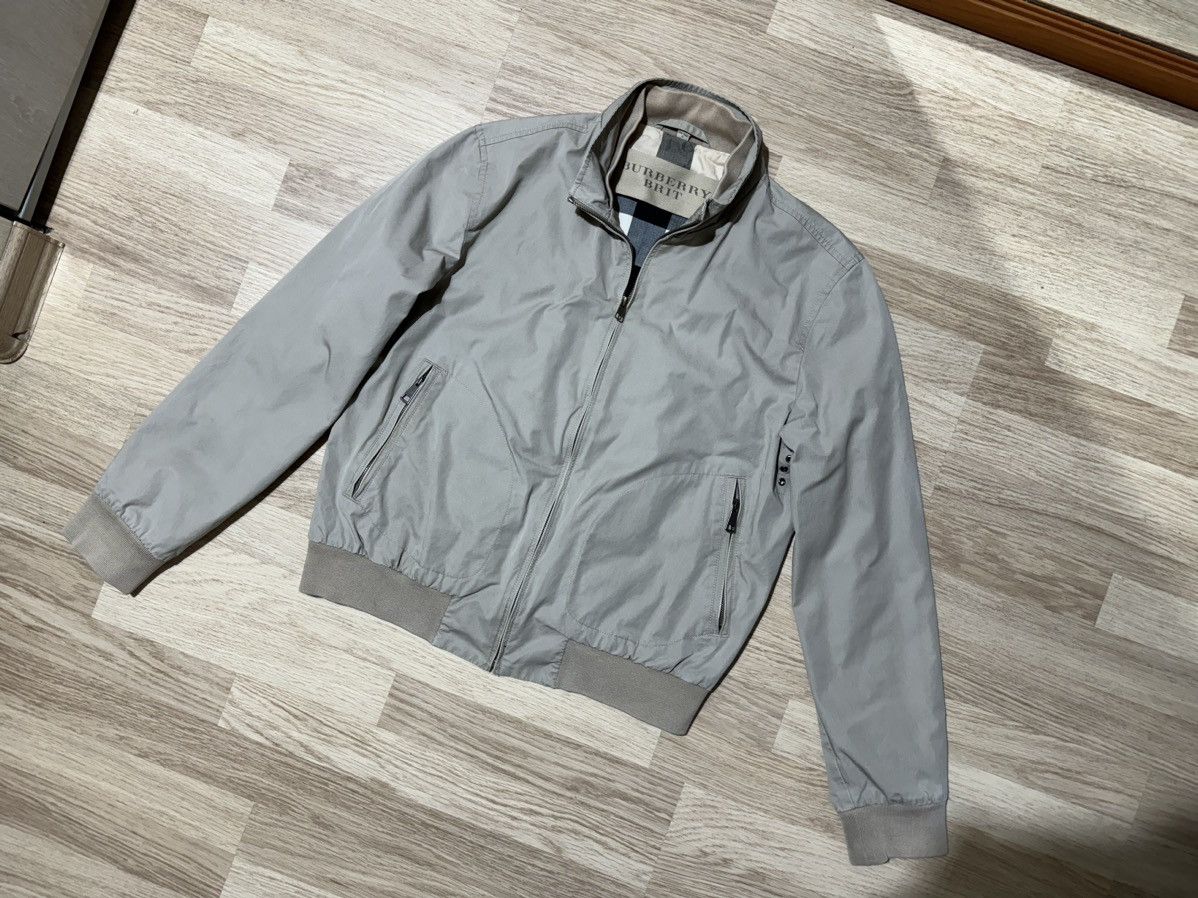 Burberry Burberry Brit nova check bomber jacket Size L Size US L / EU 52-54 / 3 - 2 Thumbnail