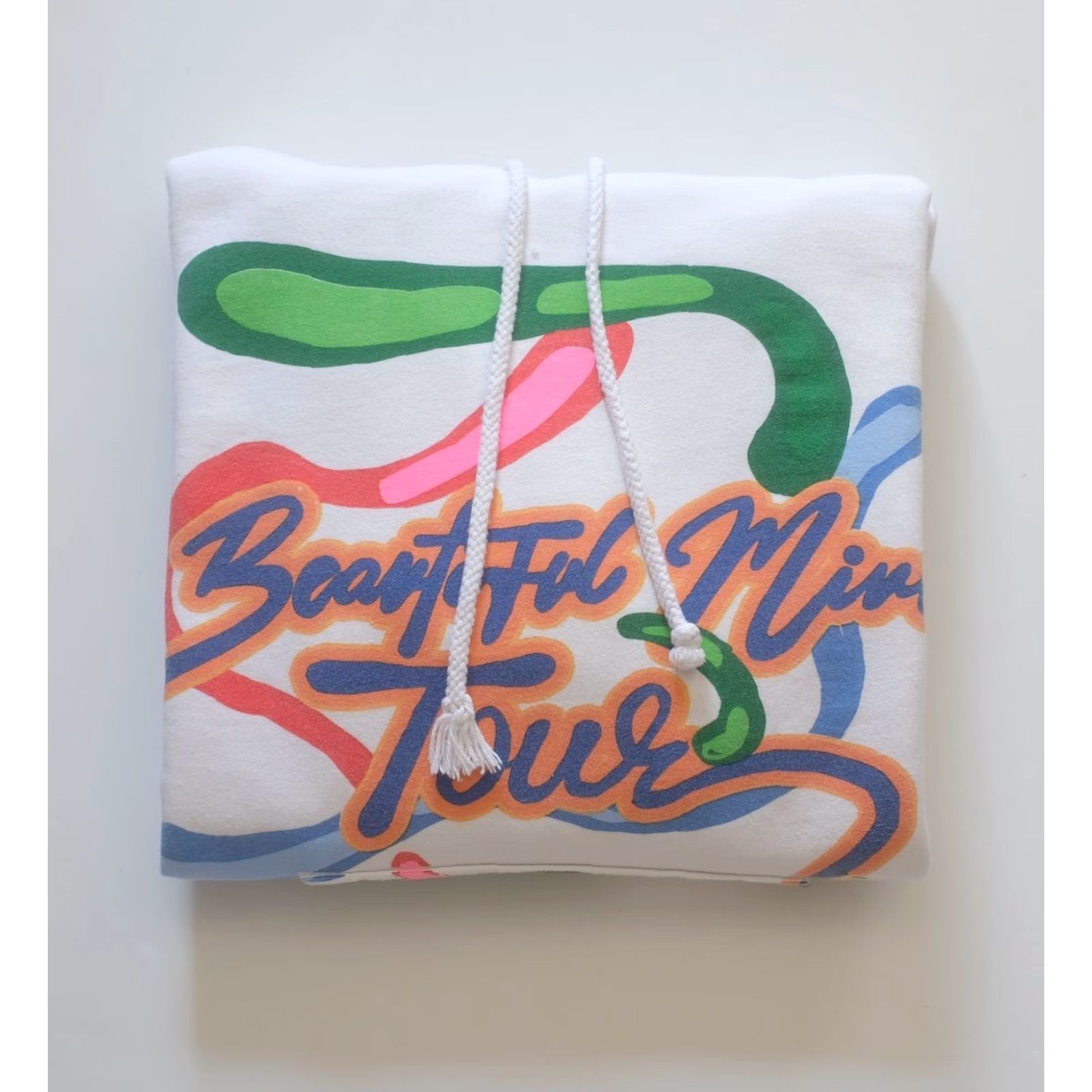 Vintage **RODWAVE RAP TEE MUSIC BEAUTIFUL MIND WHITE HOODIE SZ S** User: RODWAVE RAP TEE MUSIC BEAUTIFUL MIND WHITE HOODIE SZ S Size US S / EU 44-46 / 1 - 7 Thumbnail