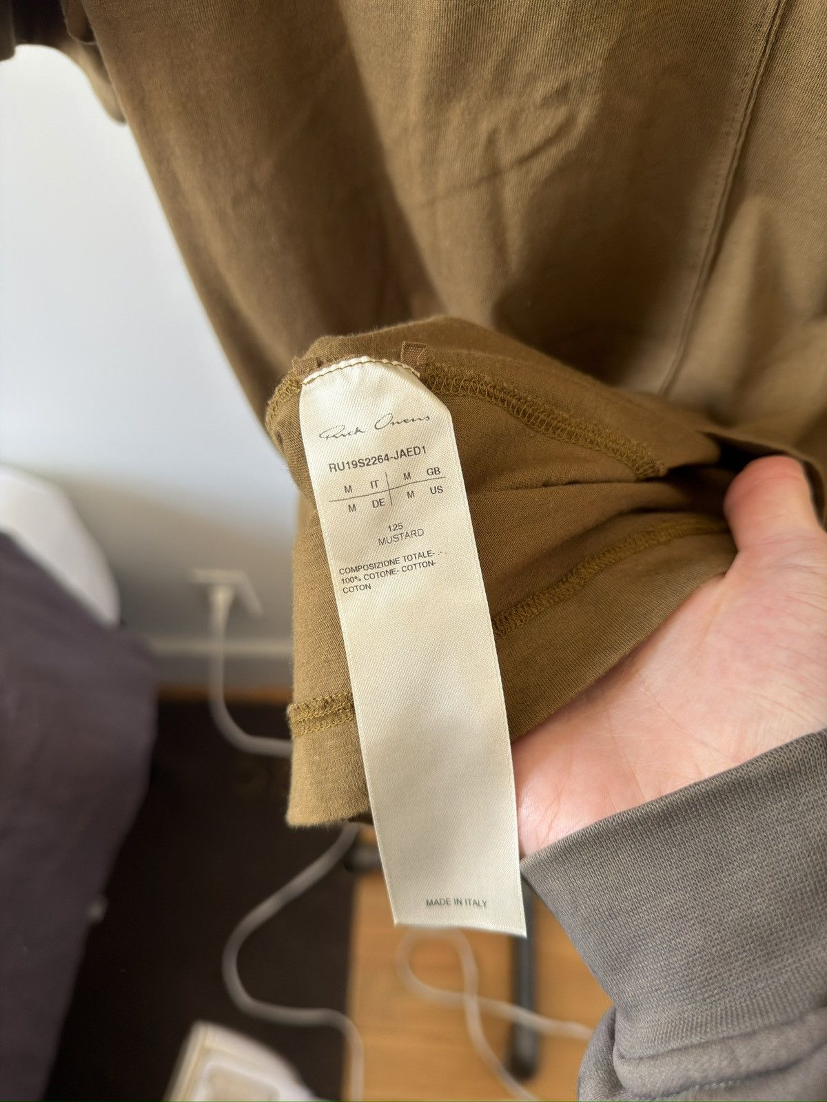 Rick Owens SS19 BABEL Mustard Rivet Level Tee Size US M / EU 48-50 / 2 - 3 Thumbnail