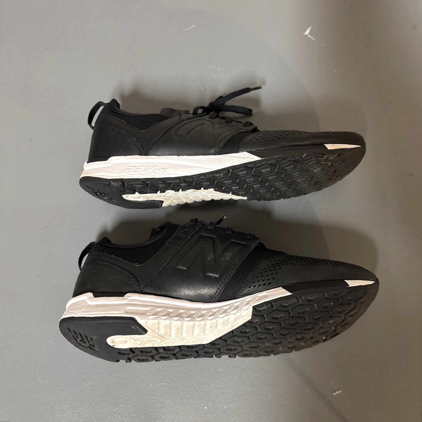 New Balance New Balance 247 Sneaker Men’s 10 D Black MRL247VE Size US 10 / EU 43 - 6 Thumbnail