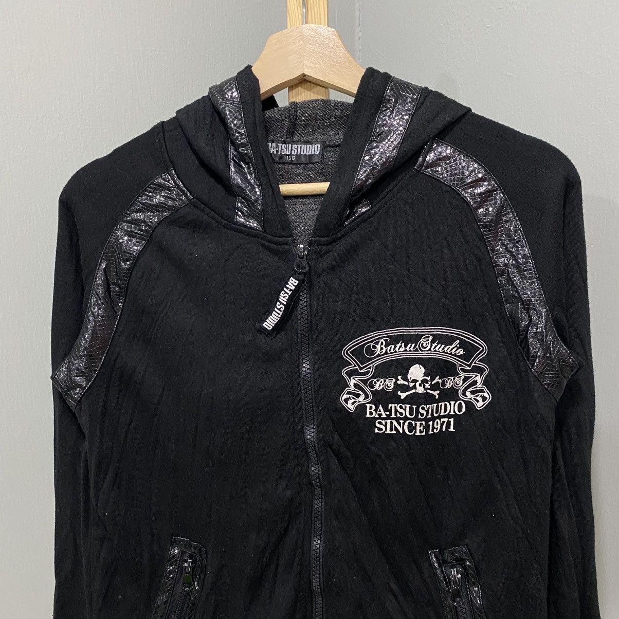 Hysteric Glamour Vintage Ba-Tsu Studio Skull Crossbones Punk Hoodie Japan Y2K Size US S / EU 44-46 / 1 - 3 Thumbnail
